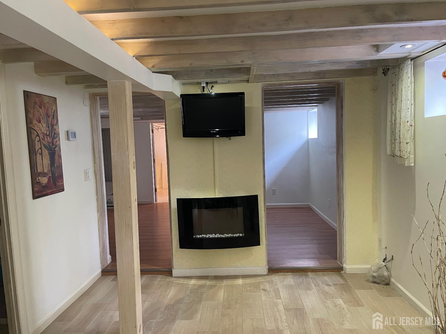 South Amboy, New Jersey, 08879, United States, 4 Bedrooms Bedrooms, ,3 BathroomsBathrooms,Residential,For Sale,1829503