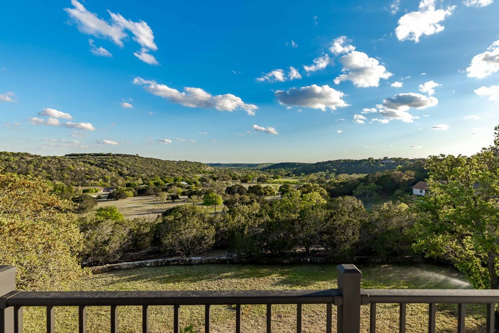 Kerrville, Texas, 78028, United States, 4 Bedrooms Bedrooms, ,4 BathroomsBathrooms,Residential,For Sale,1921517