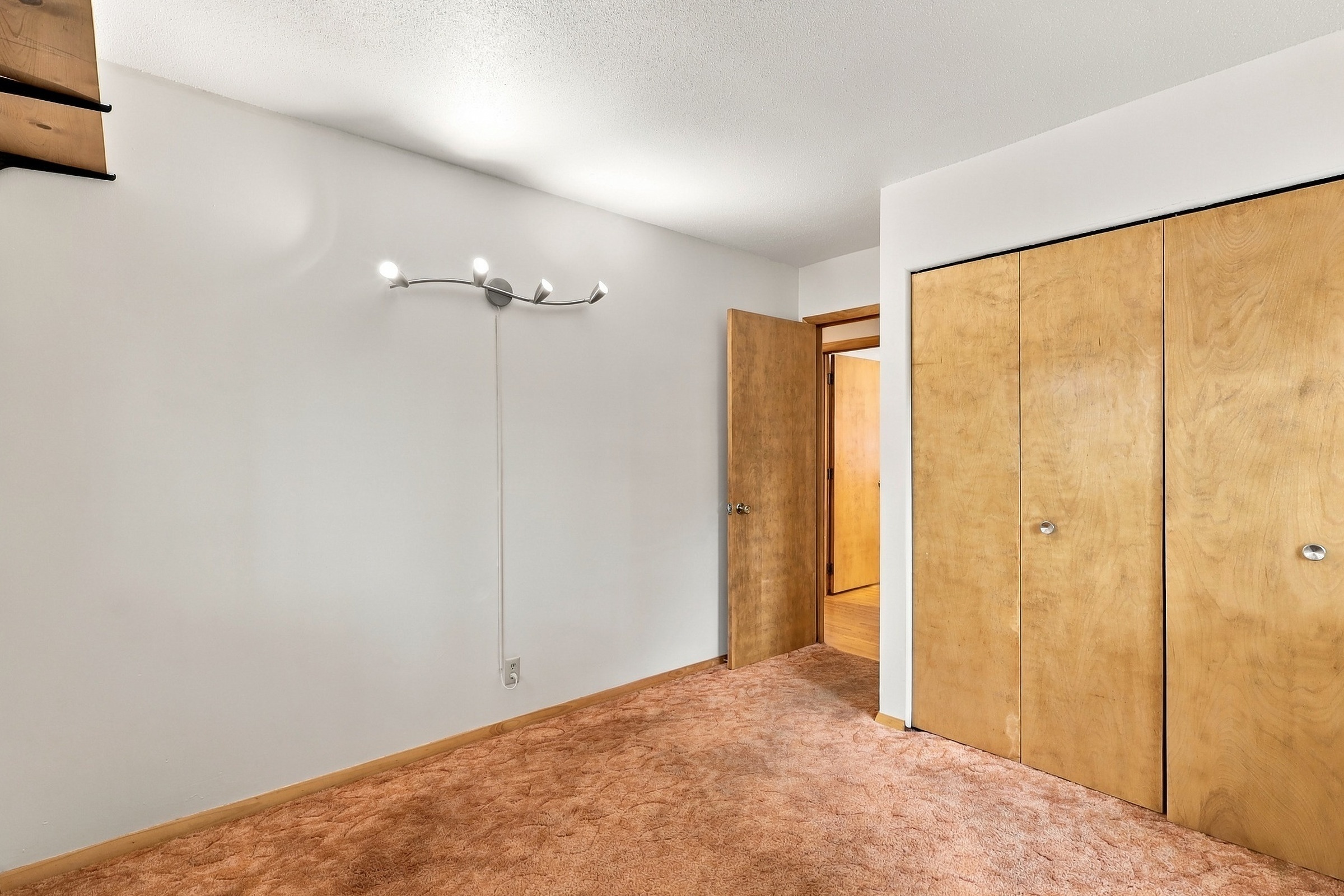  9087 Northwood Parkway, New Hope, MN 55427 - 物件實景