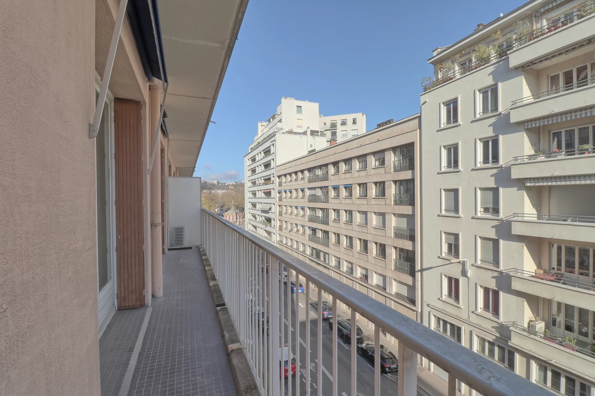 Lyon 6ème, Auvergne-Rhône-Alpes, 69006, FR, 3 Bedrooms Bedrooms, ,2 BathroomsBathrooms,Residential,For Sale,2000636