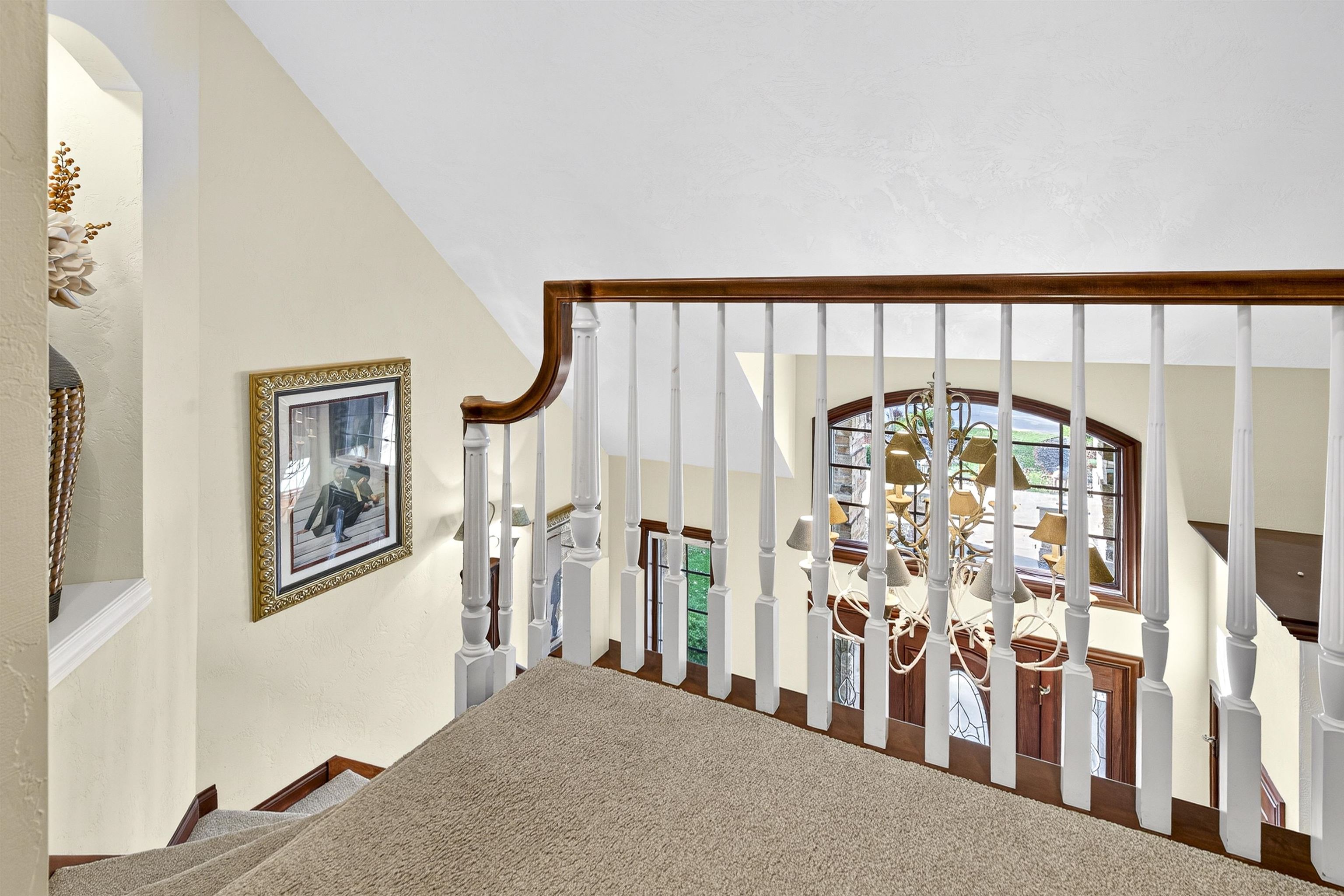 NEENAH, Wisconsin, 54956, United States, 5 Bedrooms Bedrooms, ,6 BathroomsBathrooms,Residential,For Sale,1992991