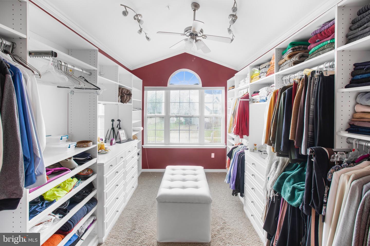 CLINTON, Maryland, 20735, United States, 4 Bedrooms Bedrooms, ,4 BathroomsBathrooms,Residential,For Sale,1982820