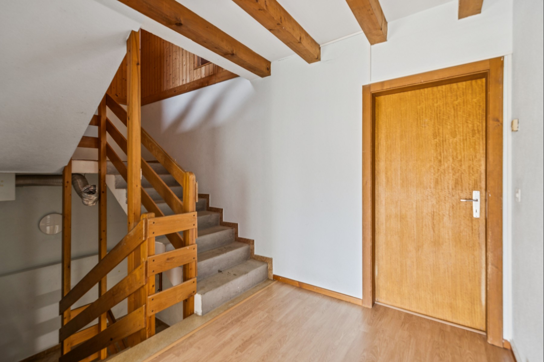  6.5-room village house – Great potential for renovation – La Chaux - 物件實景