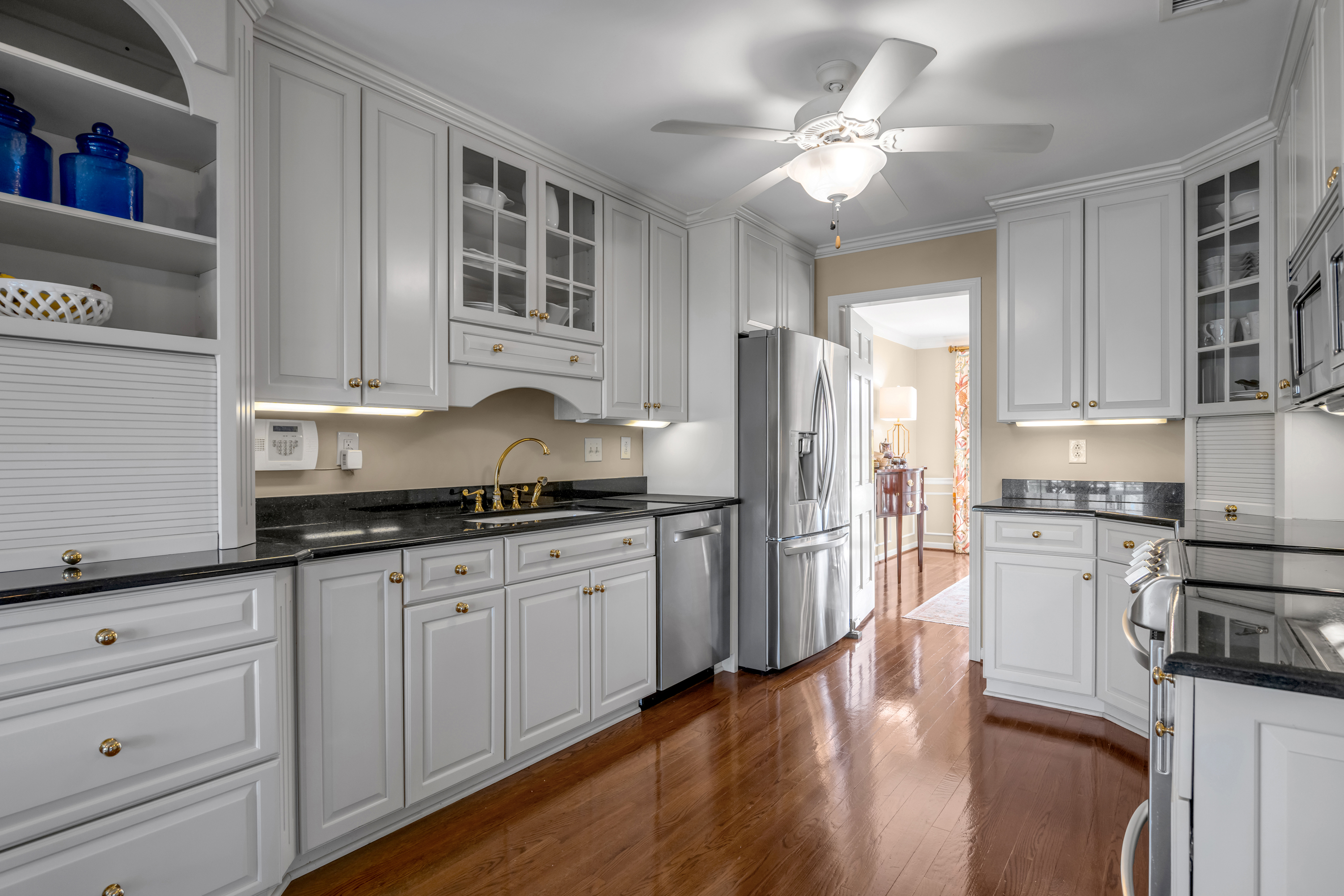  2071 Manor Drive - 物件實景