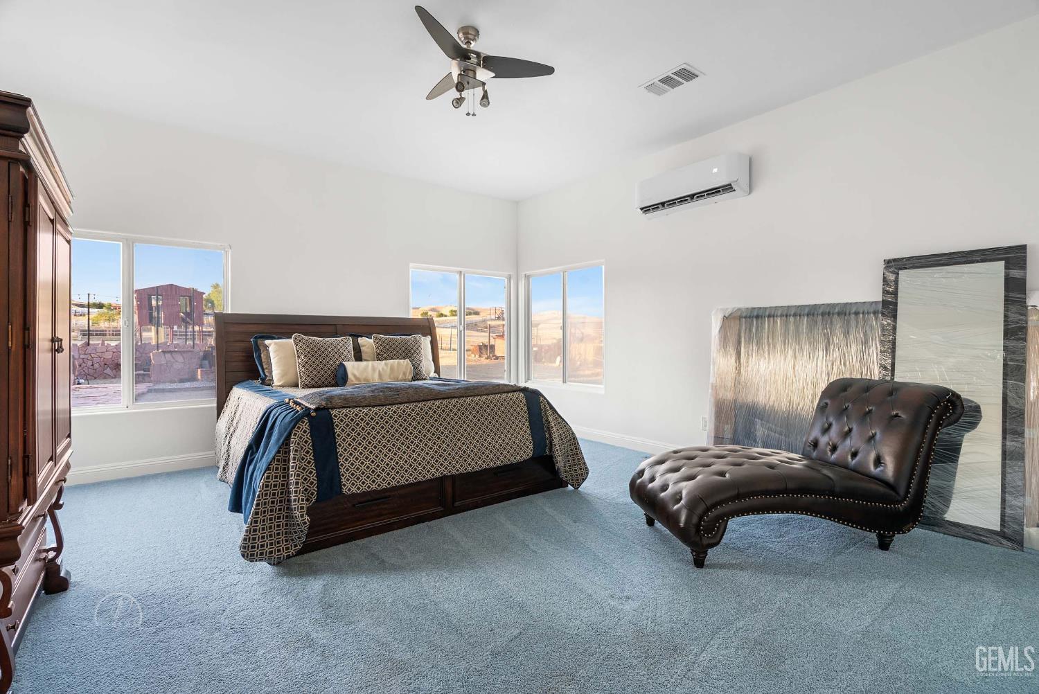 Bakersfield, California, 93308, United States, 4 Bedrooms Bedrooms, ,5 BathroomsBathrooms,Residential,For Sale,1992415