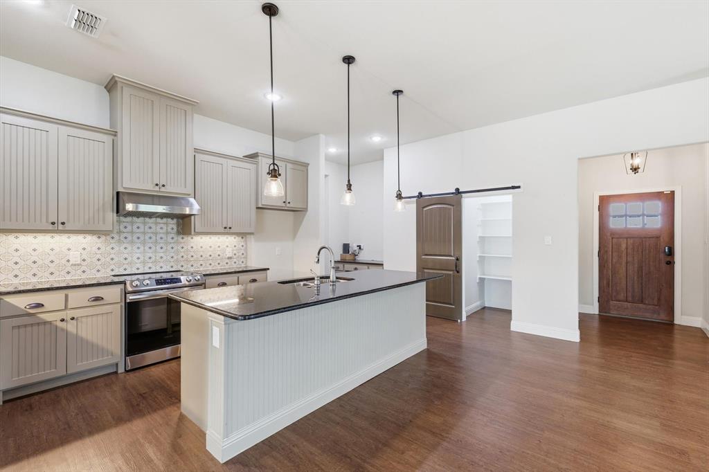 Sanger, Texas, 76266, United States, 4 Bedrooms Bedrooms, ,3 BathroomsBathrooms,Residential,For Sale,2038334