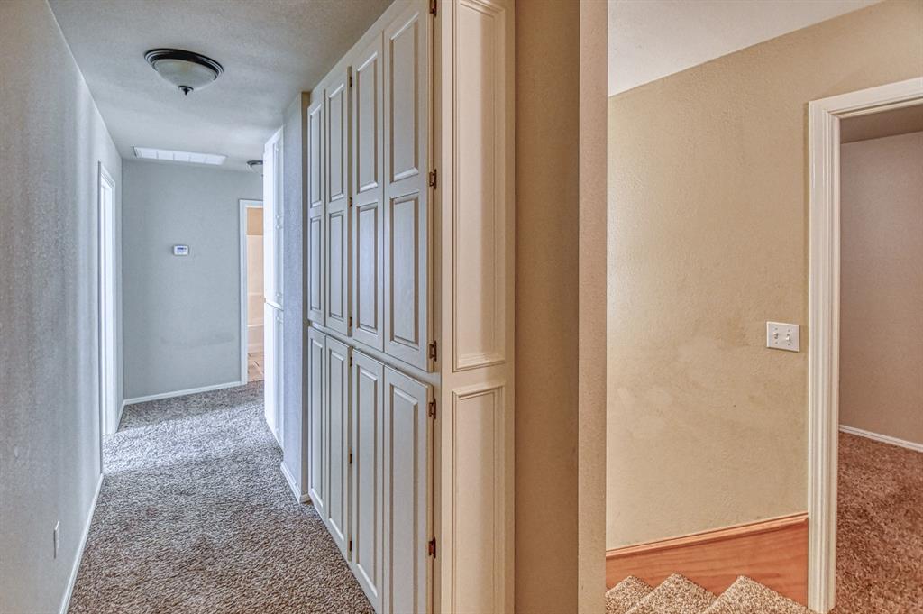 Noble, Oklahoma, 73068, United States, 6 Bedrooms Bedrooms, ,4 BathroomsBathrooms,Residential,For Sale,1978197