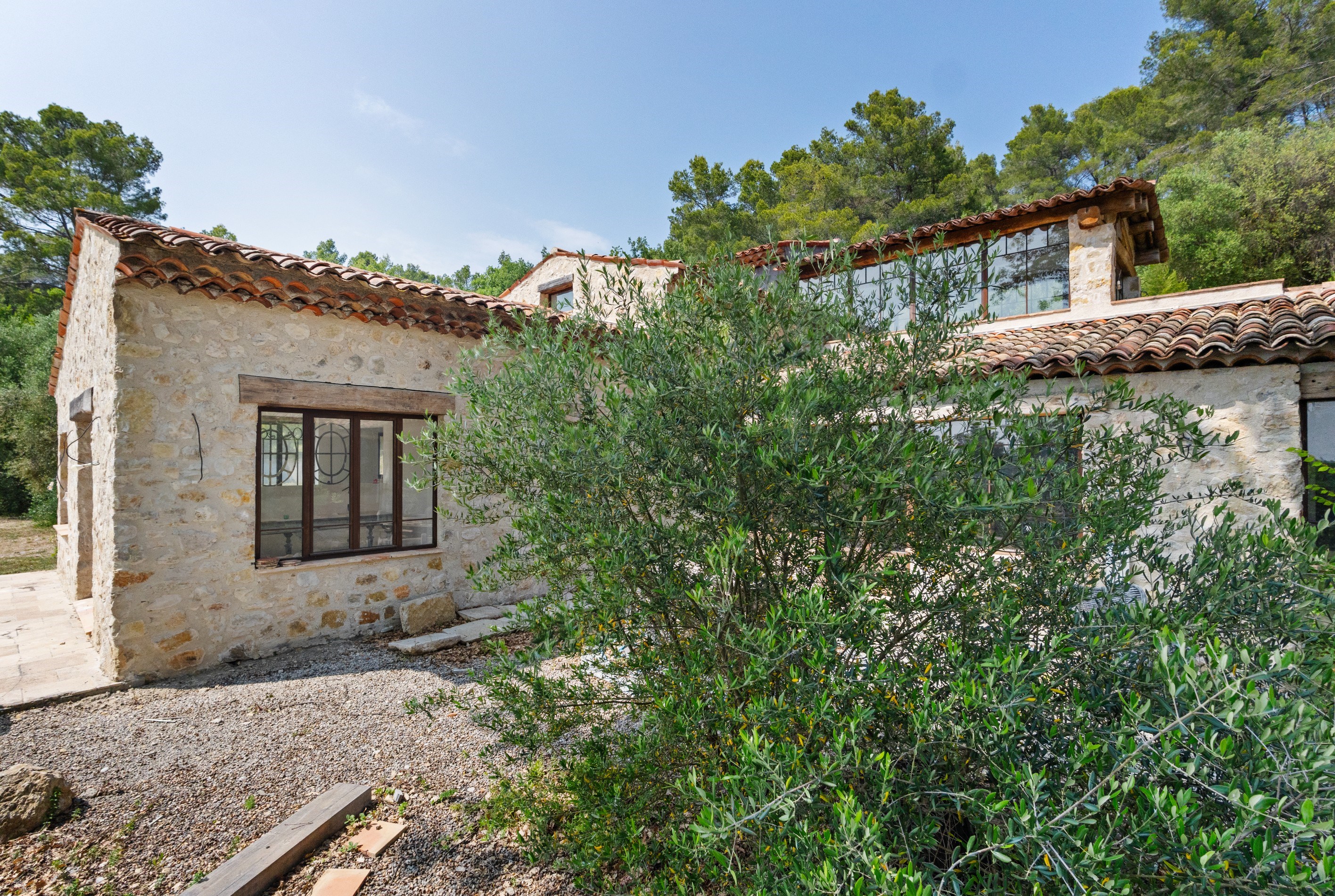  Stone house with panoramic view and olive grove in Tourrettes near Terre Blanch… - 物件實景