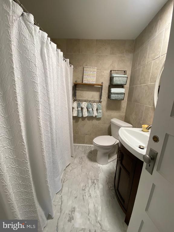 Fredericksburg, Virginia, 22401, United States, 4 Bedrooms Bedrooms, ,3 BathroomsBathrooms,Residential,For Sale,1916037