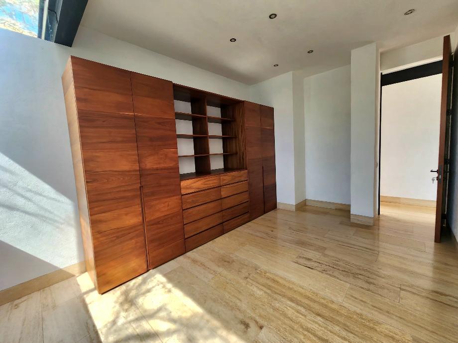 Valle de Bravo, Estado de México, 51200, Mexico, 4 Bedrooms Bedrooms, ,4 BathroomsBathrooms,Residential,For Sale,1722310