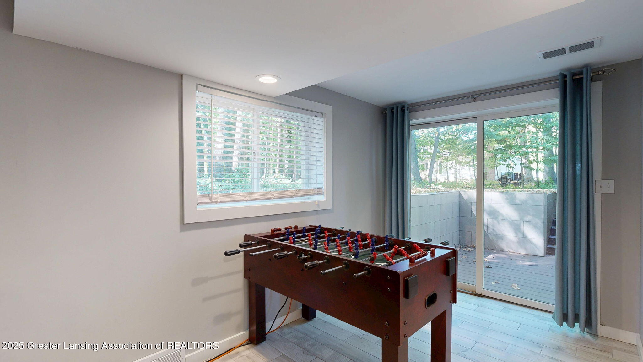 Okemos, Michigan, 48864, United States, 5 Bedrooms Bedrooms, ,4 BathroomsBathrooms,Residential,For Sale,1975829