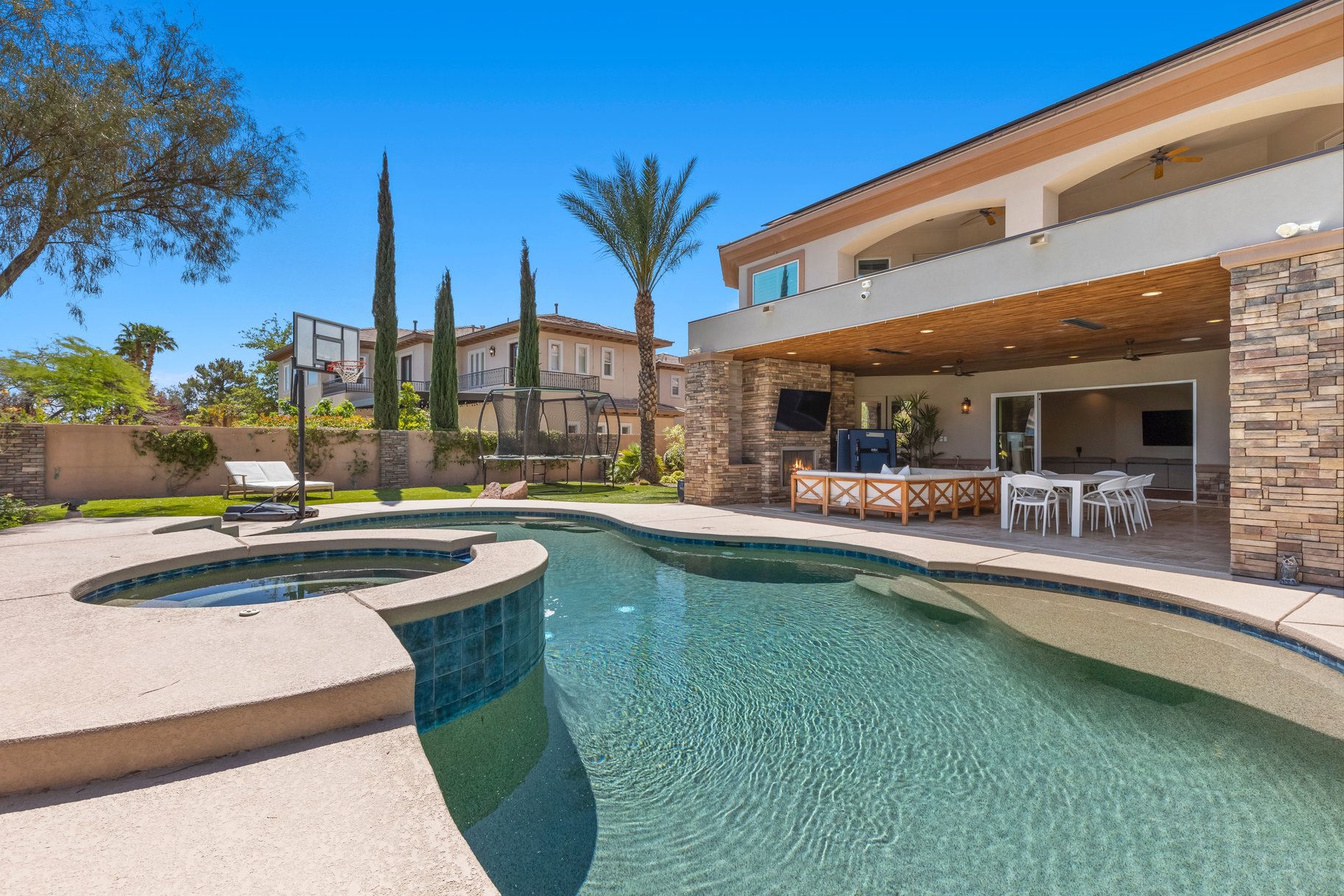  New to Market - 物件實景