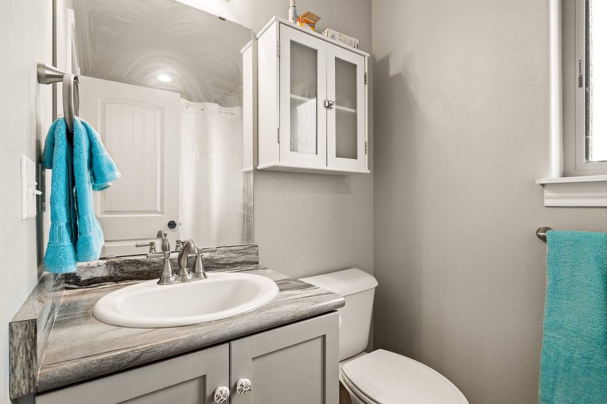 Carpenter, Wyoming, 82054, United States, 4 Bedrooms Bedrooms, ,1 BathroomBathrooms,Residential,For Sale,2014748