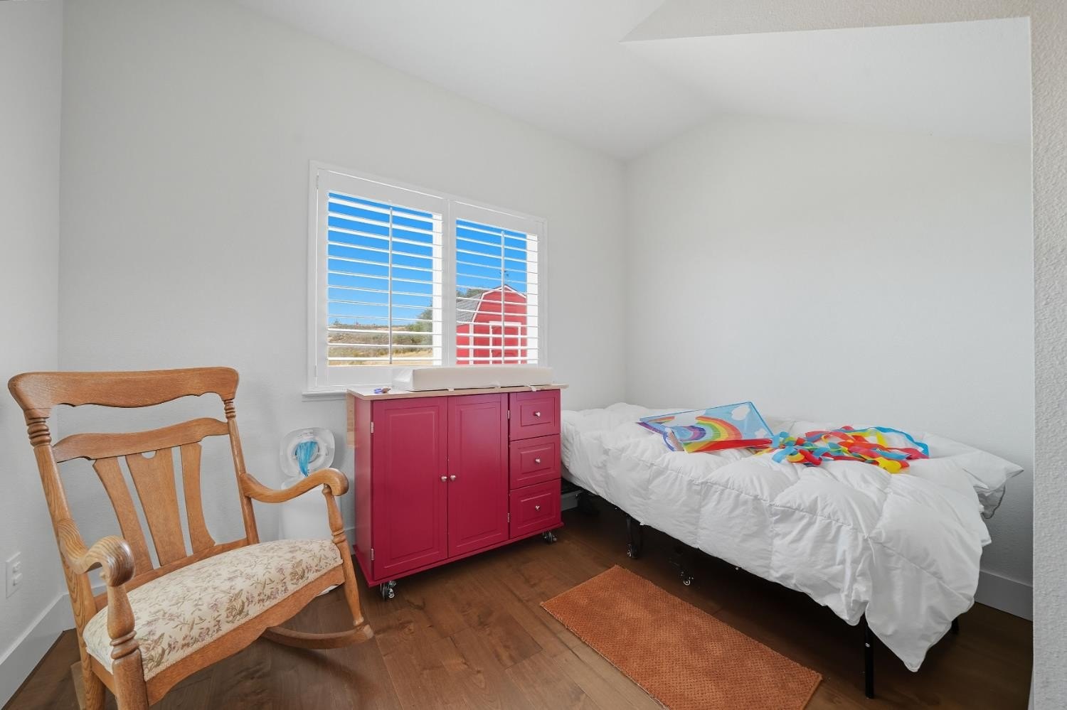 Mountain Ranch, California, 95246, United States, 4 Bedrooms Bedrooms, ,3 BathroomsBathrooms,Residential,For Sale,1976559