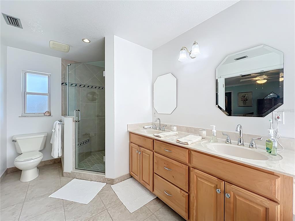 Altamonte Springs, Florida, 32701, United States, 4 Bedrooms Bedrooms, ,3 BathroomsBathrooms,Residential,For Sale,1997345