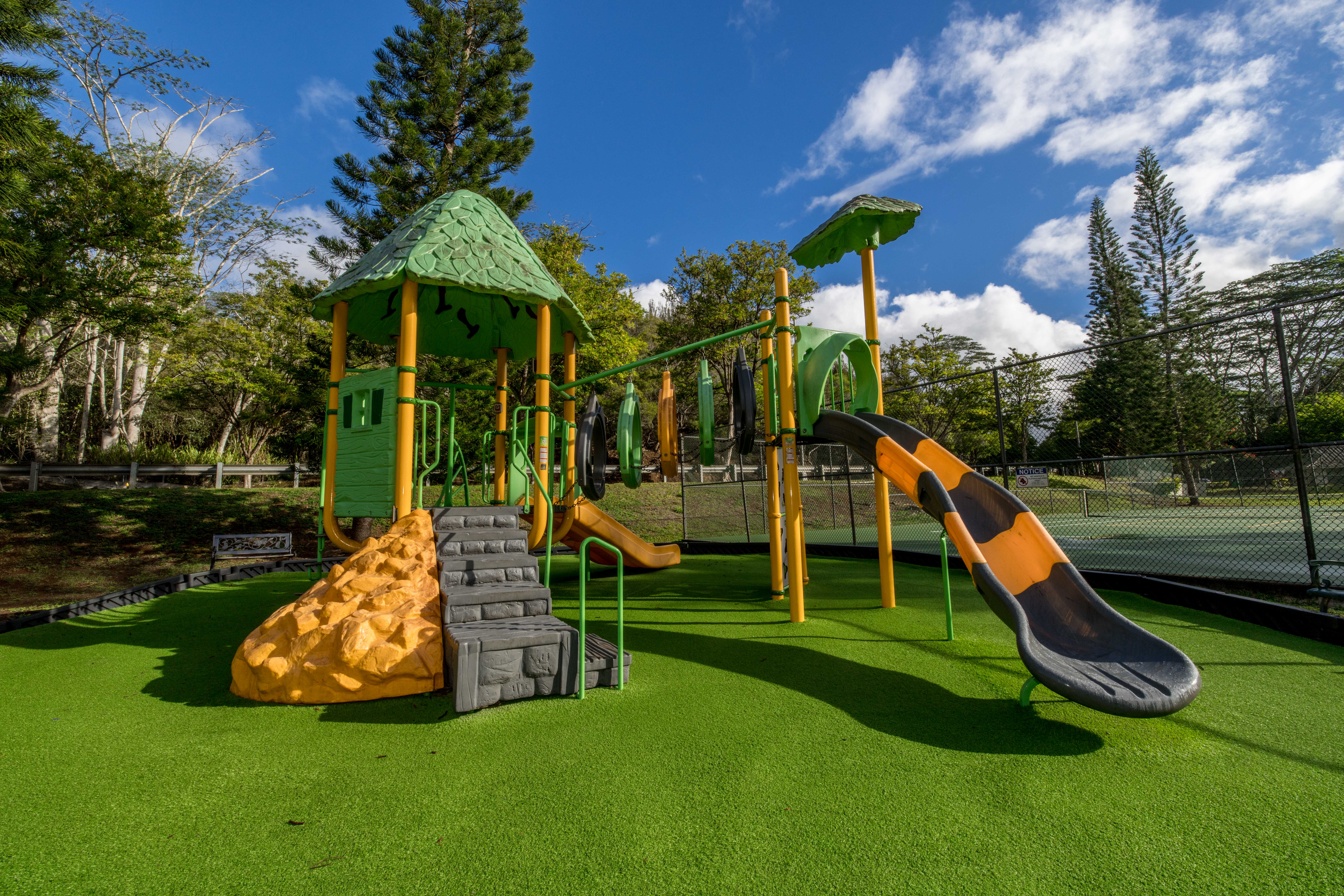 Mililani, Hawaii, 96789, United States, 2 Bedrooms Bedrooms, ,1 BathroomBathrooms,Residential,For Sale,1995128