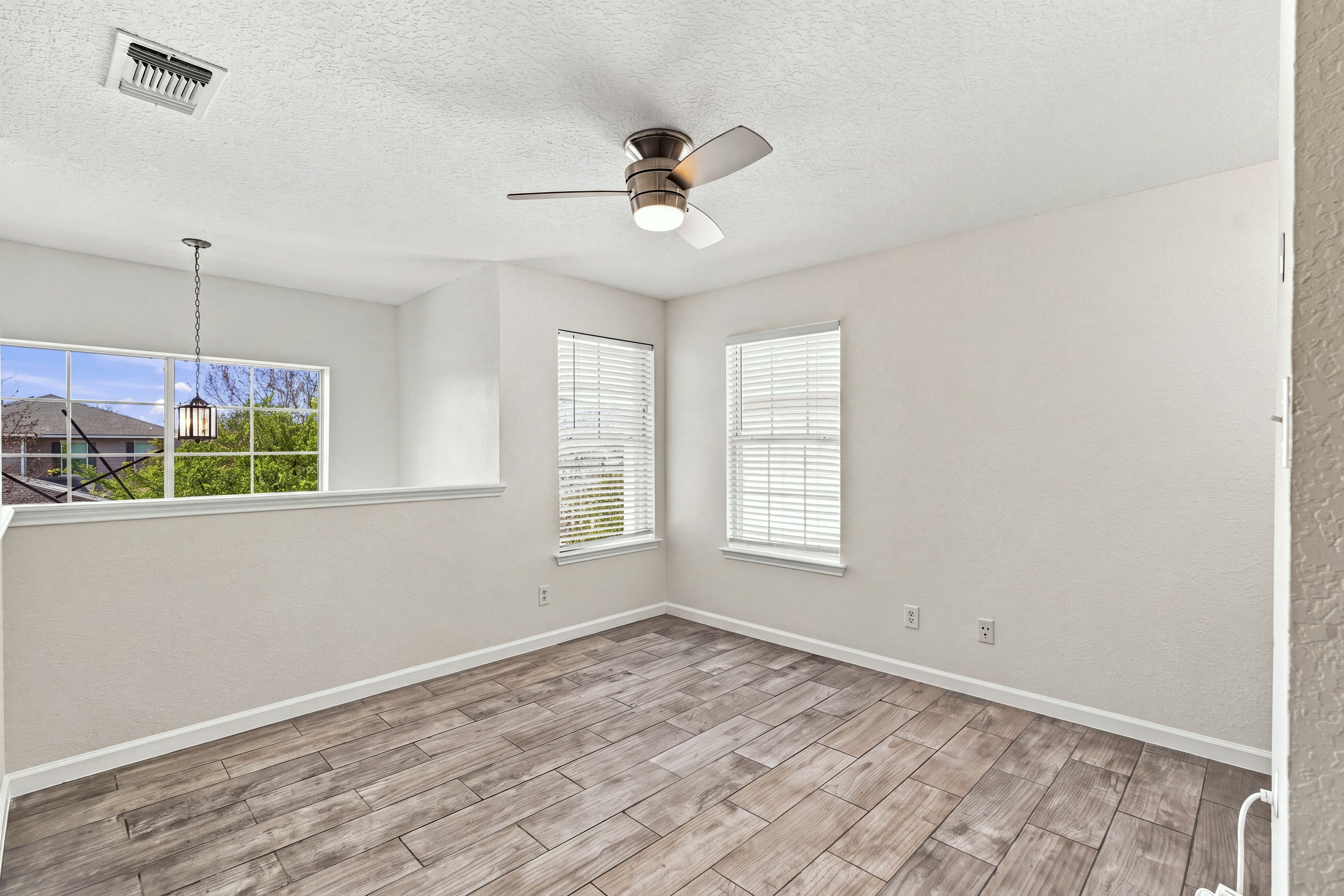  Spacious 3-Bedroom in Ridge at Leon Valley - 物件實景