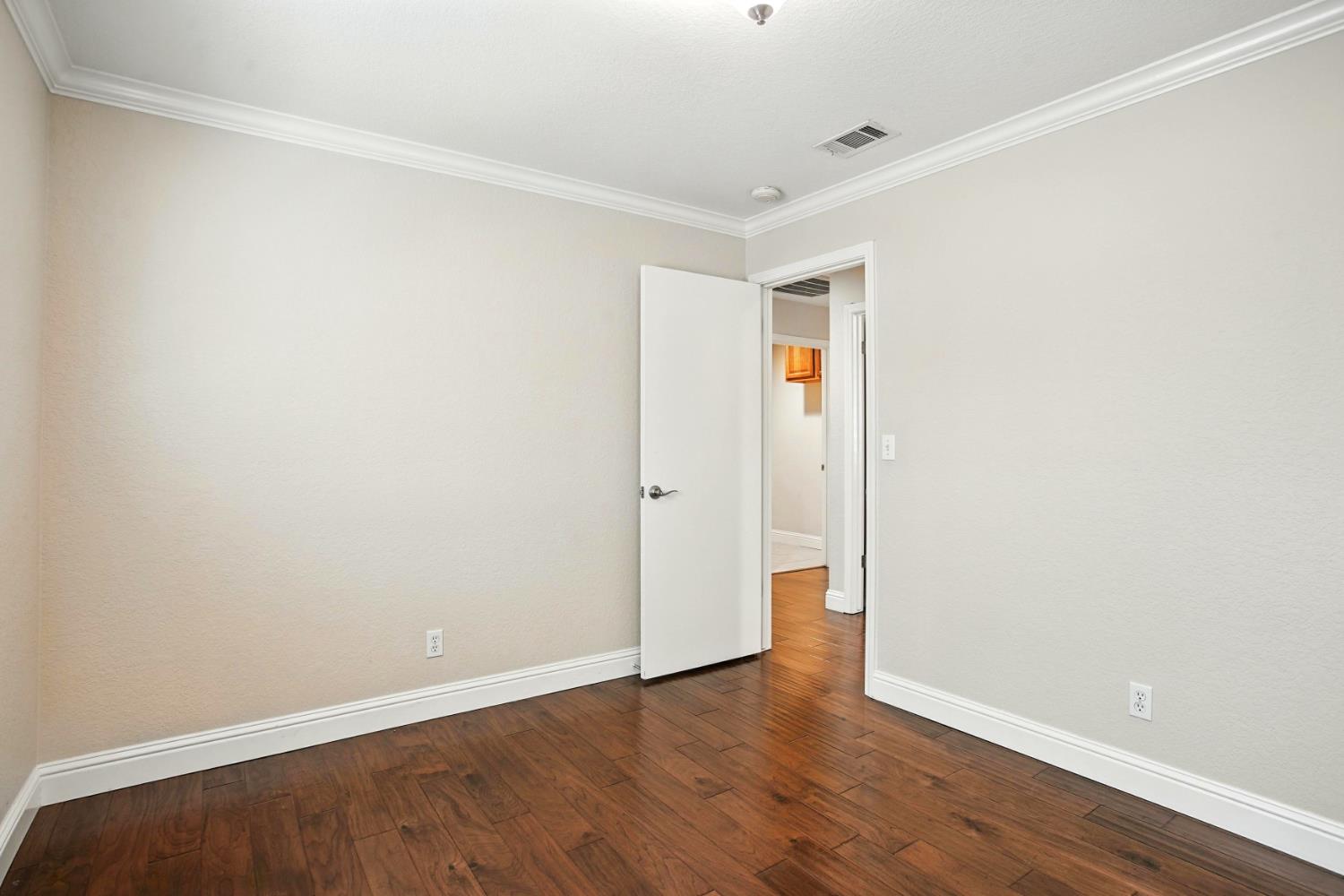 Galt, California, 95632, United States, 3 Bedrooms Bedrooms, ,2 BathroomsBathrooms,Residential,For Sale,1906984