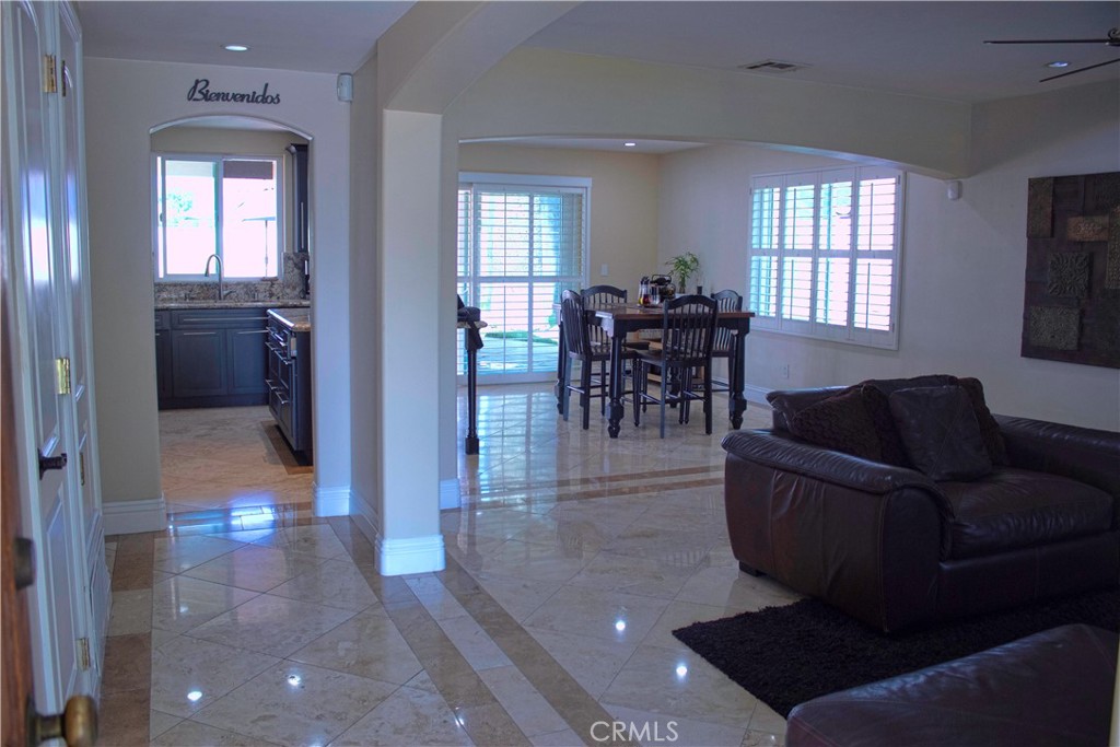 West Hills, California, 91304, United States, 4 Bedrooms Bedrooms, ,2 BathroomsBathrooms,Residential,For Sale,1979934