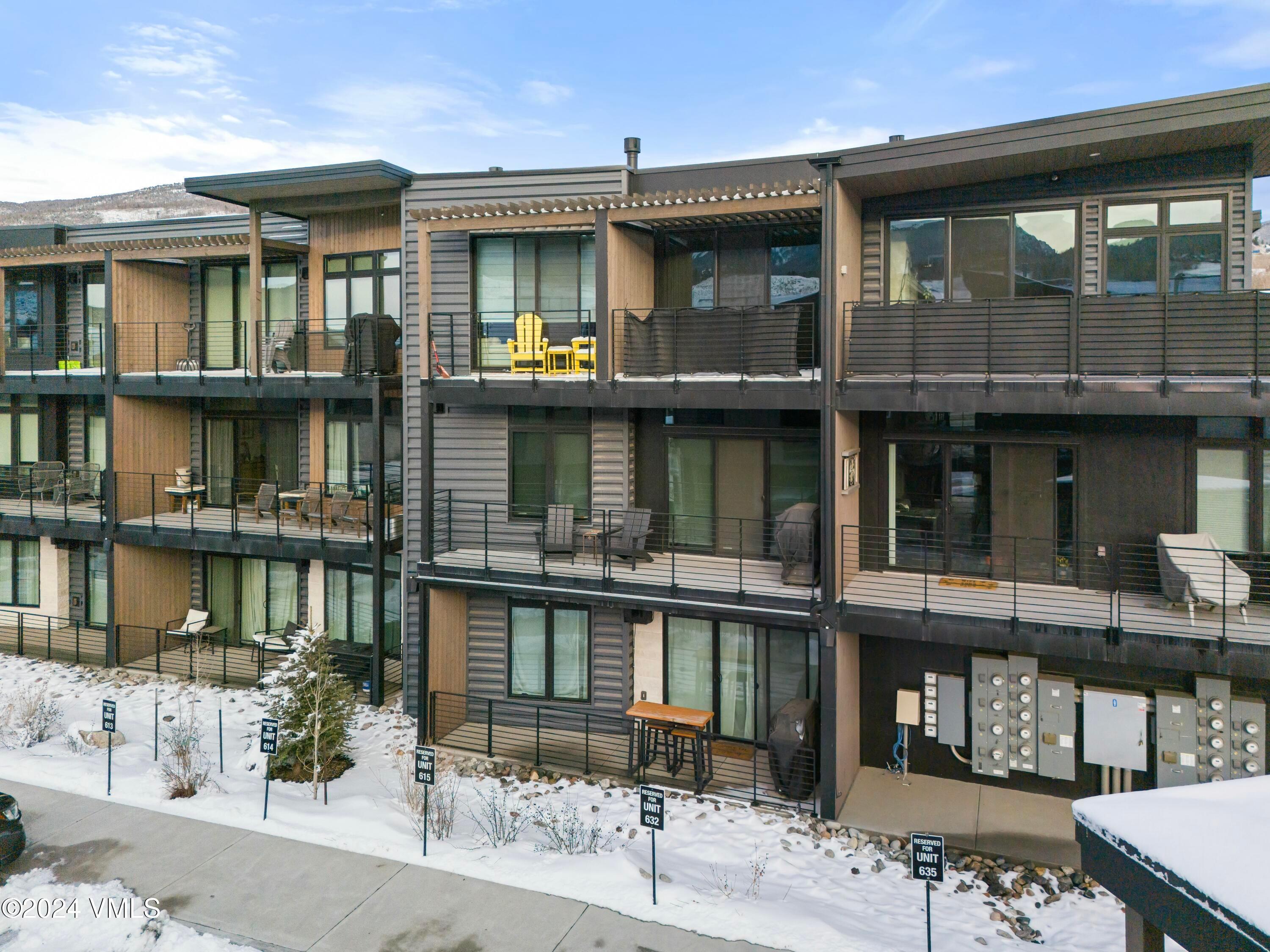 Silverthorne, Colorado, 80498, United States, 2 Bedrooms Bedrooms, ,2 BathroomsBathrooms,Residential,For Sale,1804638