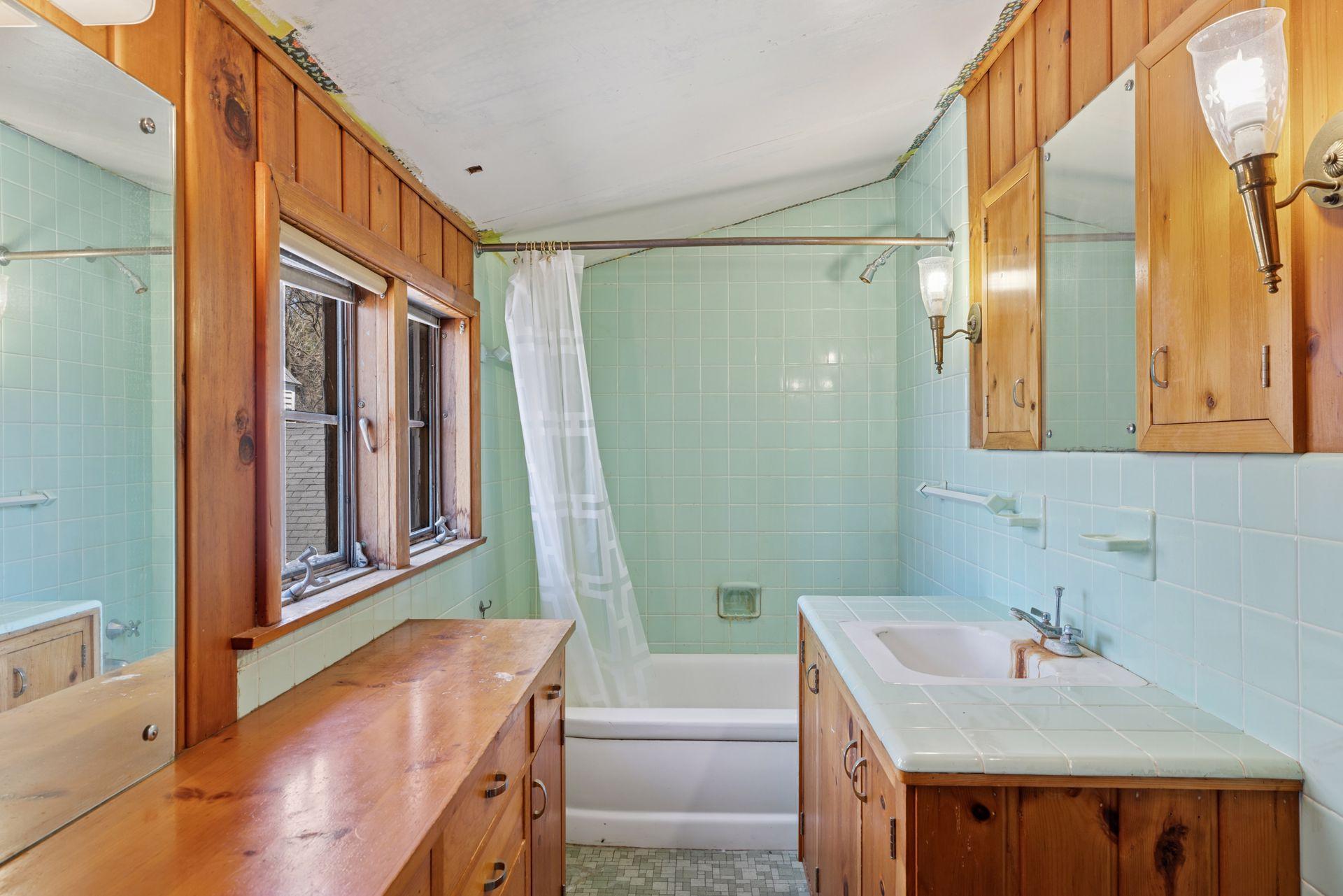 Sunfish Lake, Minnesota, 55118, United States, 5 Bedrooms Bedrooms, ,6 BathroomsBathrooms,Residential,For Sale,1766216