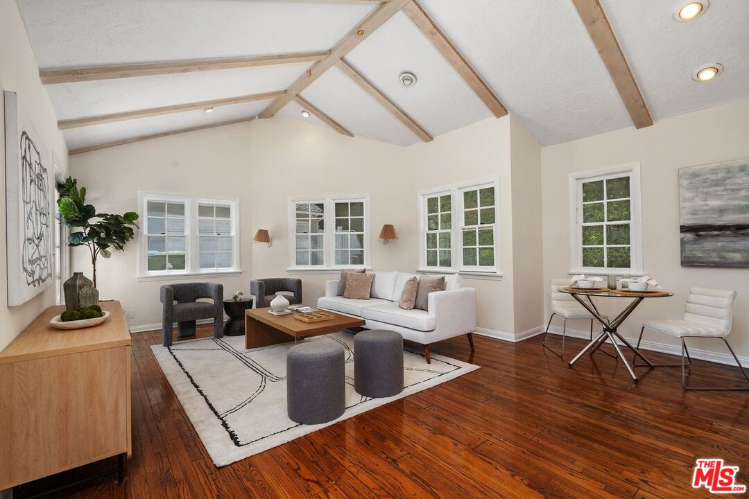 Los Angeles, California, 90049, United States, 3 Bedrooms Bedrooms, ,3 BathroomsBathrooms,Residential,For Sale,1902649