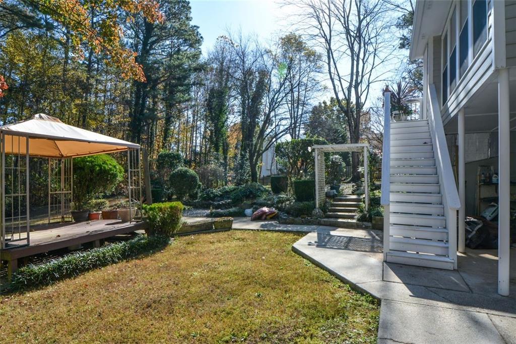 Cumming, Georgia, 30041, United States, 5 Bedrooms Bedrooms, ,4 BathroomsBathrooms,Residential,For Sale,1997427