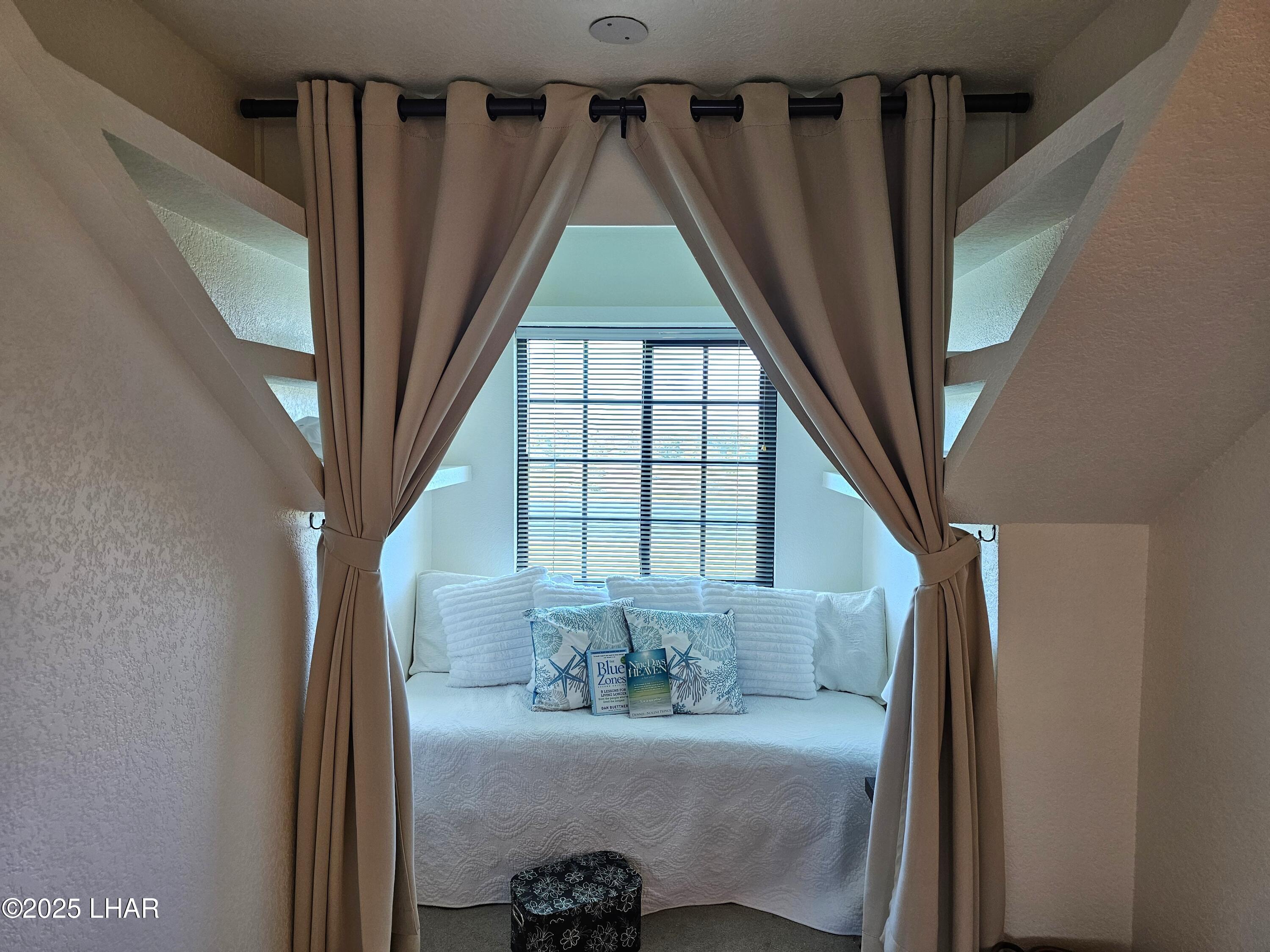 Lake Havasu City, Arizona, 86403, United States, 2 Bedrooms Bedrooms, ,3 BathroomsBathrooms,Residential,For Sale,2001999