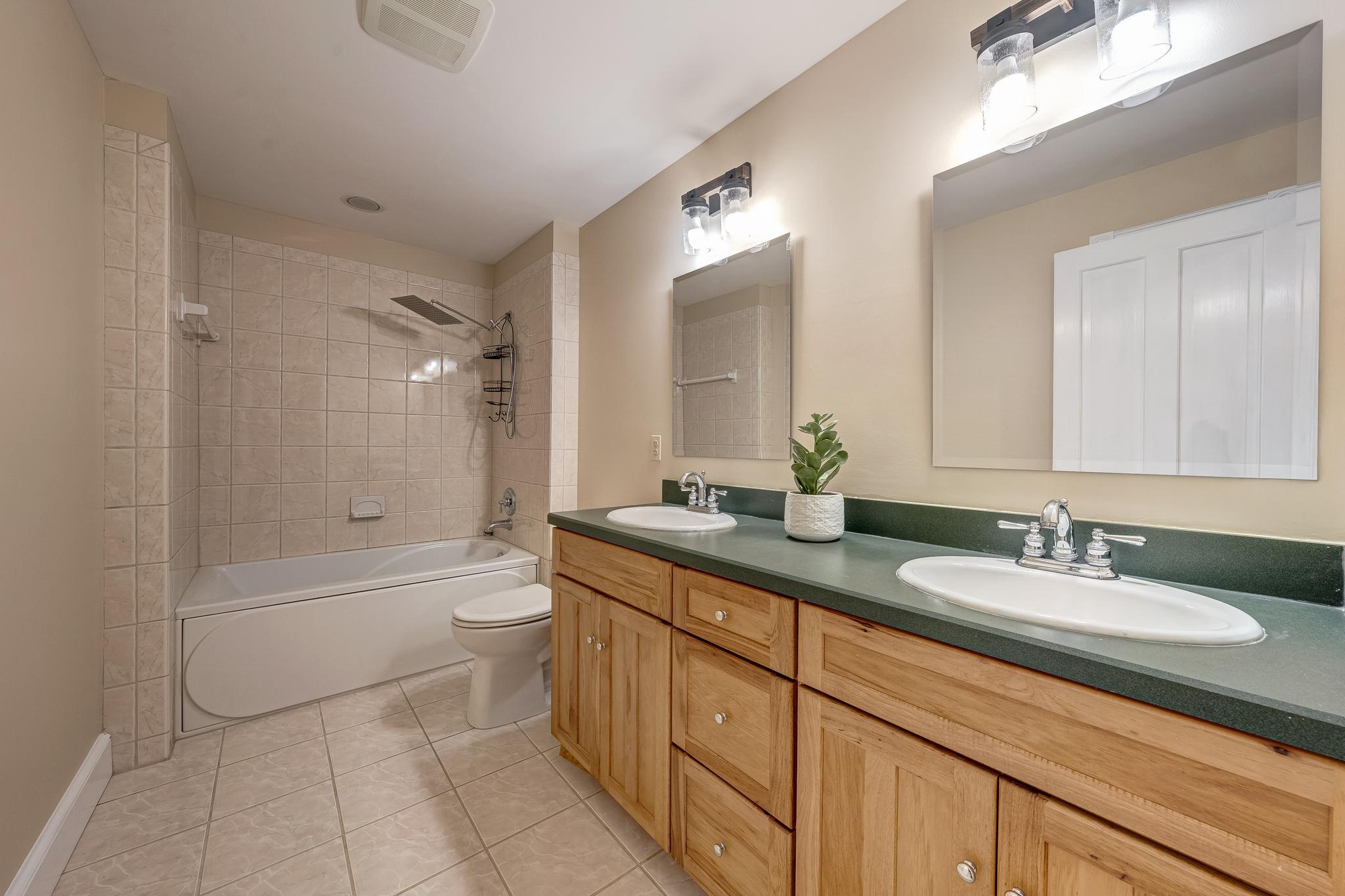  11597 Leeds Chapel Lane, Markham, VA, 22643 - 物件實景