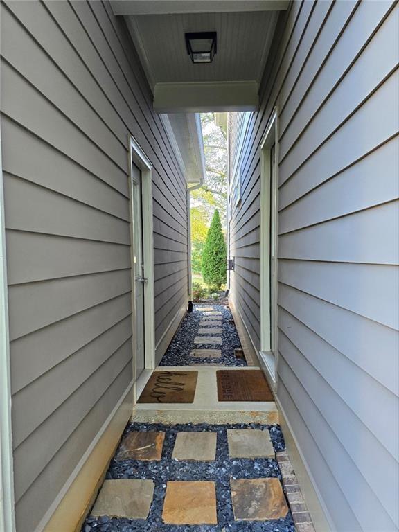 Norcross, Georgia, 30071, United States, 5 Bedrooms Bedrooms, ,4 BathroomsBathrooms,Residential,For Sale,1879368