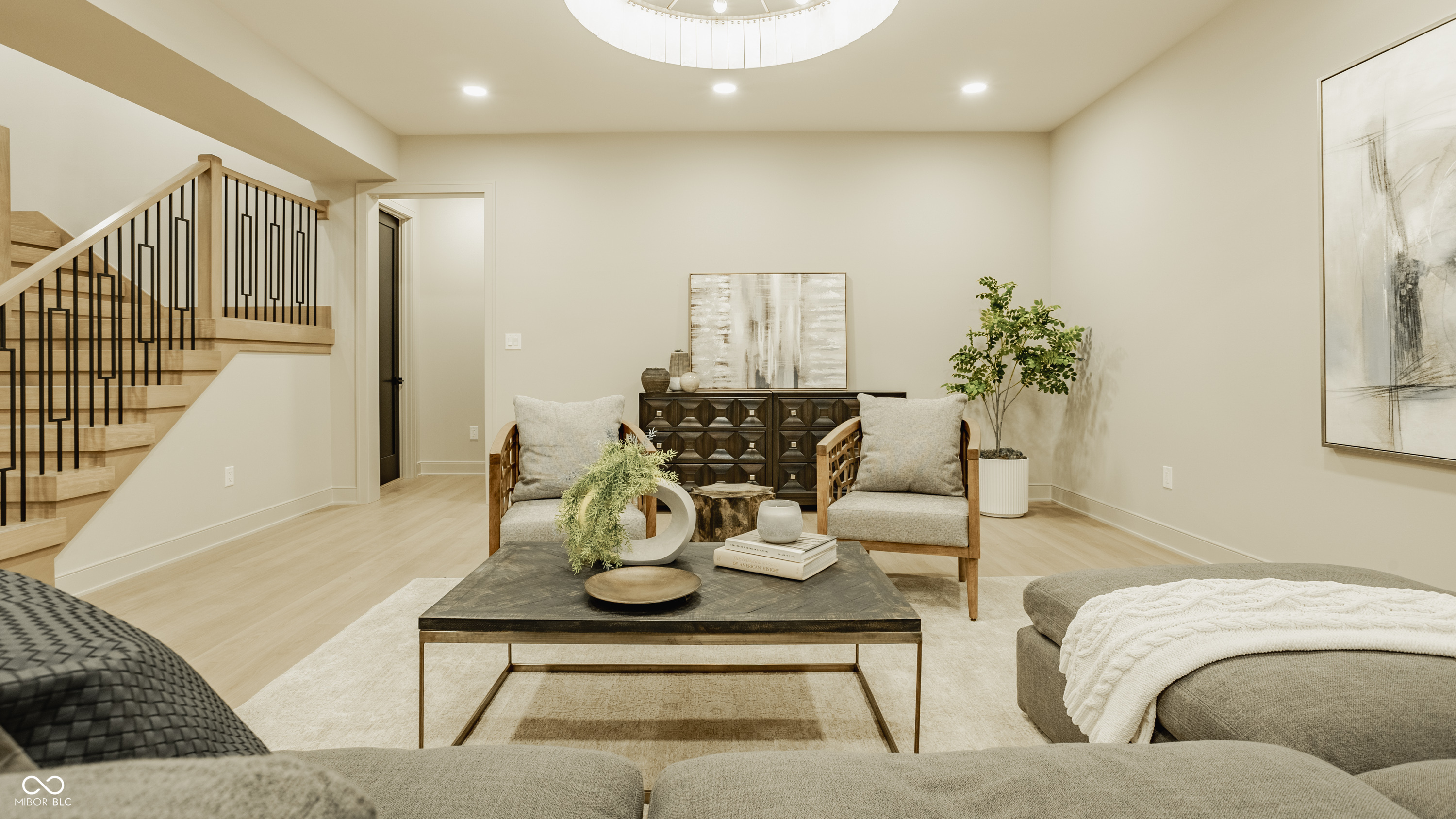 Bargersville, Indiana, 46106, United States, 5 Bedrooms Bedrooms, ,6 BathroomsBathrooms,Residential,For Sale,1977428