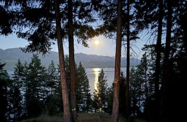 Polson, Montana, 59860, United States, 2 Bedrooms Bedrooms, ,1 BathroomBathrooms,Residential,For Sale,1870410