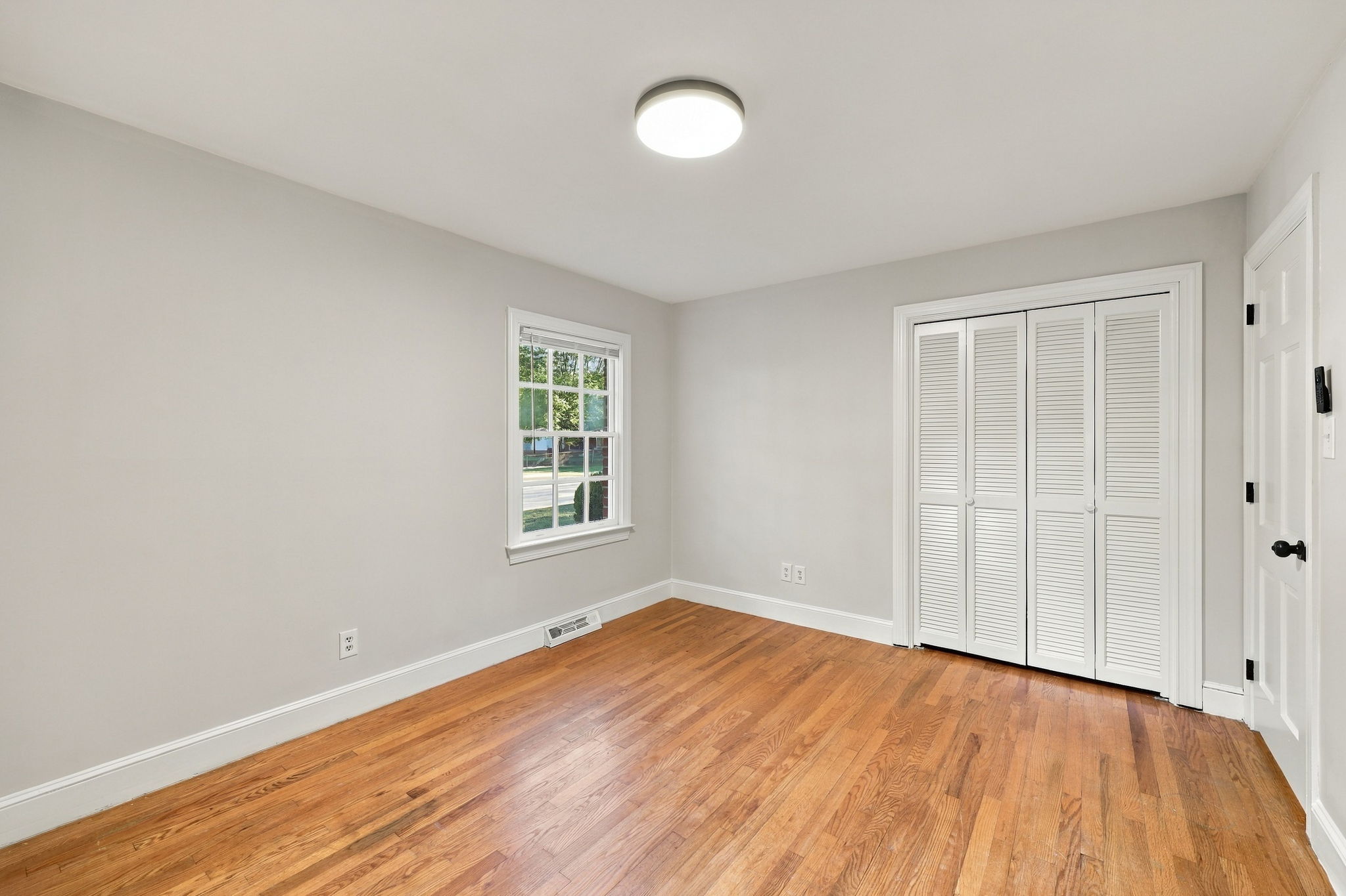  6700 Valley Lake Drive, Raleigh, NC 27612 - 物件實景