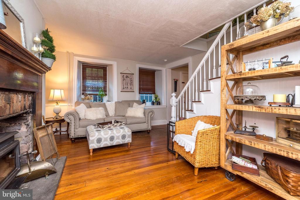 Ottsville, Pennsylvania, 18942, United States, 3 Bedrooms Bedrooms, ,3 BathroomsBathrooms,Residential,For Sale,1950550