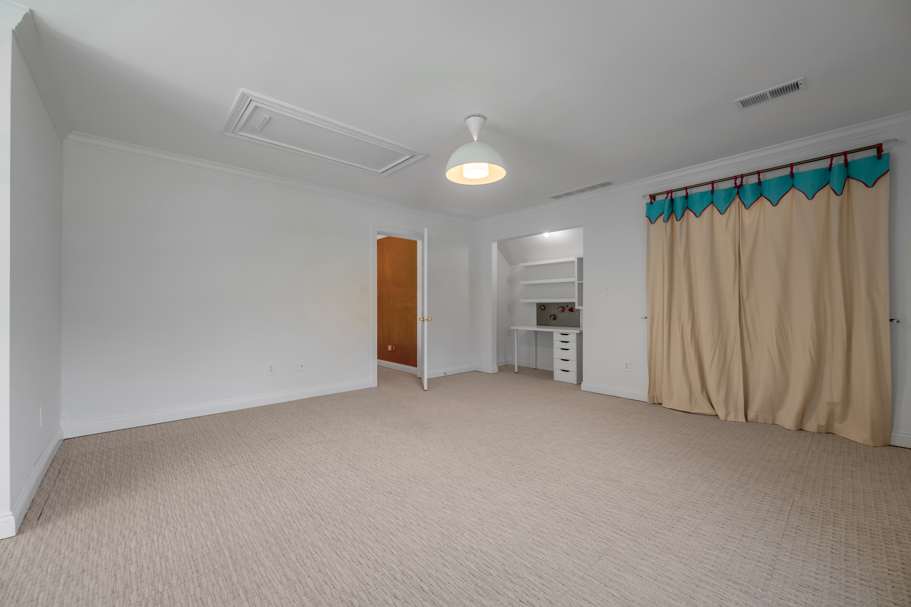  3516 Castlegate Wynd - 物件實景
