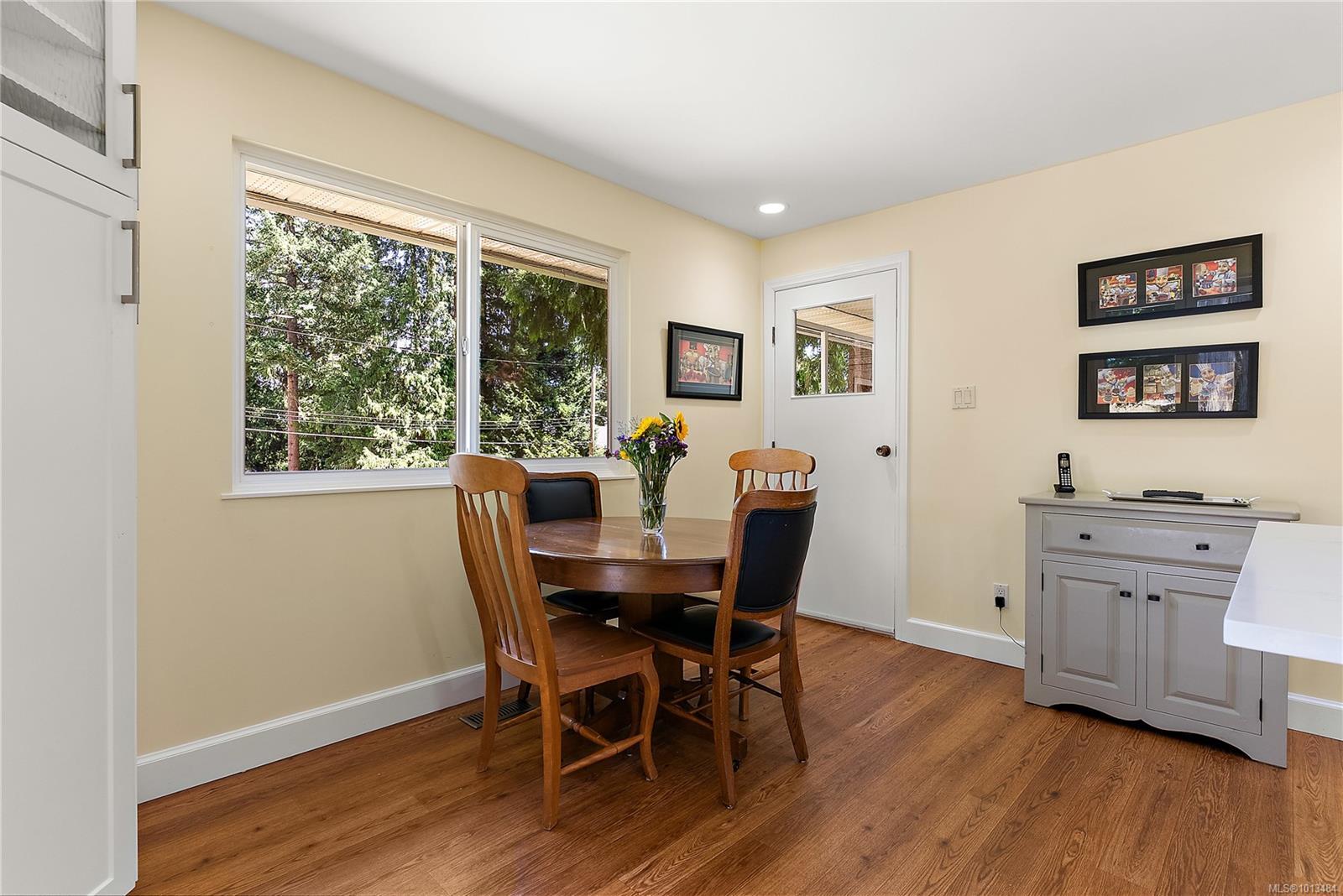 NORTH SAANICH, British Columbia, V8L 5J4, CA, 5 Bedrooms Bedrooms, ,Residential,For Sale,1950110