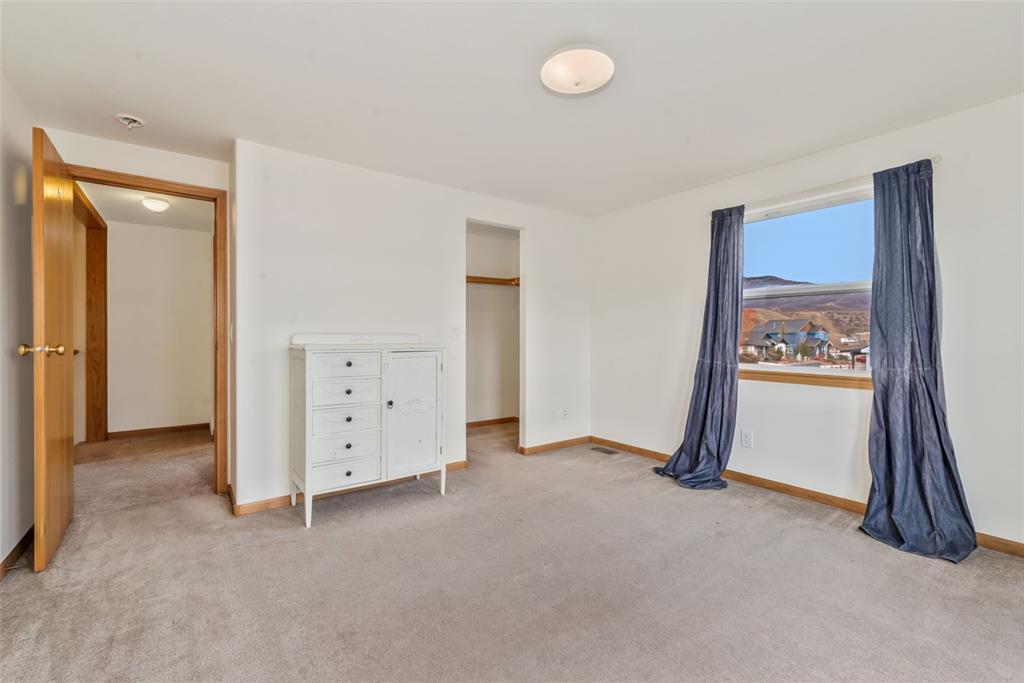 Steamboat Springs, Colorado, 80487, United States, 3 Bedrooms Bedrooms, ,2 BathroomsBathrooms,Residential,For Sale,2003476