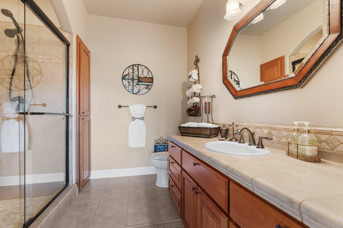 Penn Valley, California, 95946, United States, 5 Bedrooms Bedrooms, ,3 BathroomsBathrooms,Residential,For Sale,1915394