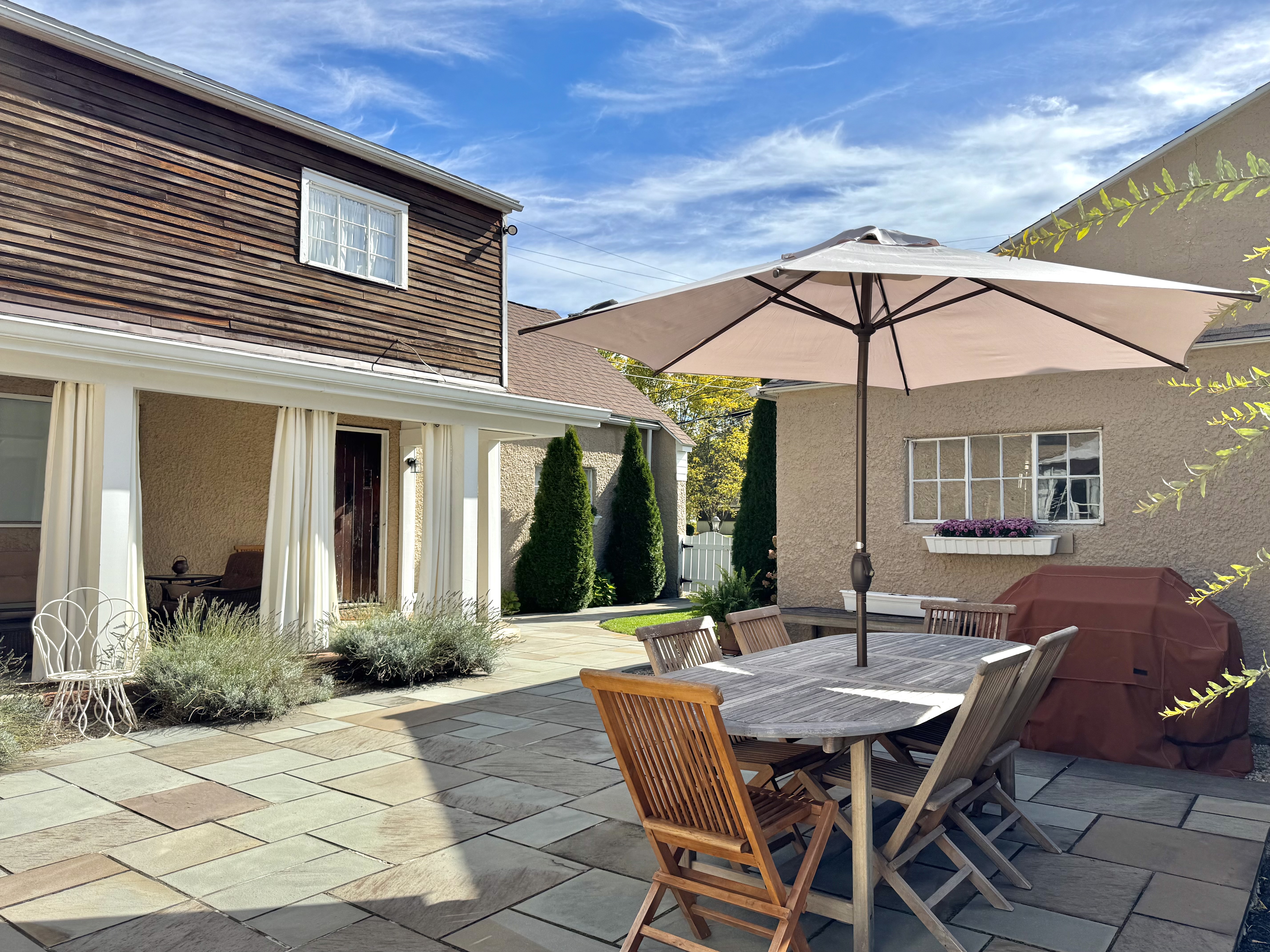 Catskill, New York, 12414, United States, 3 Bedrooms Bedrooms, ,2 BathroomsBathrooms,Residential,For Sale,1990409