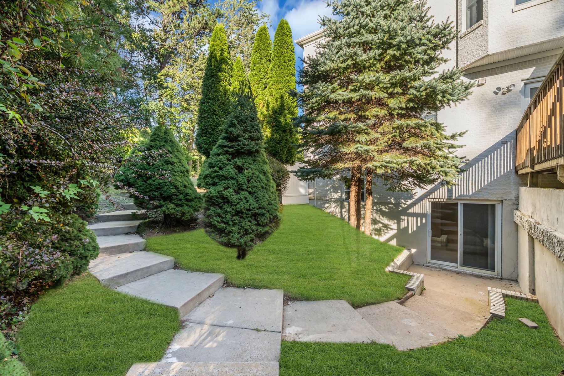  Luxury Multi-Generational Estate - 物件實景