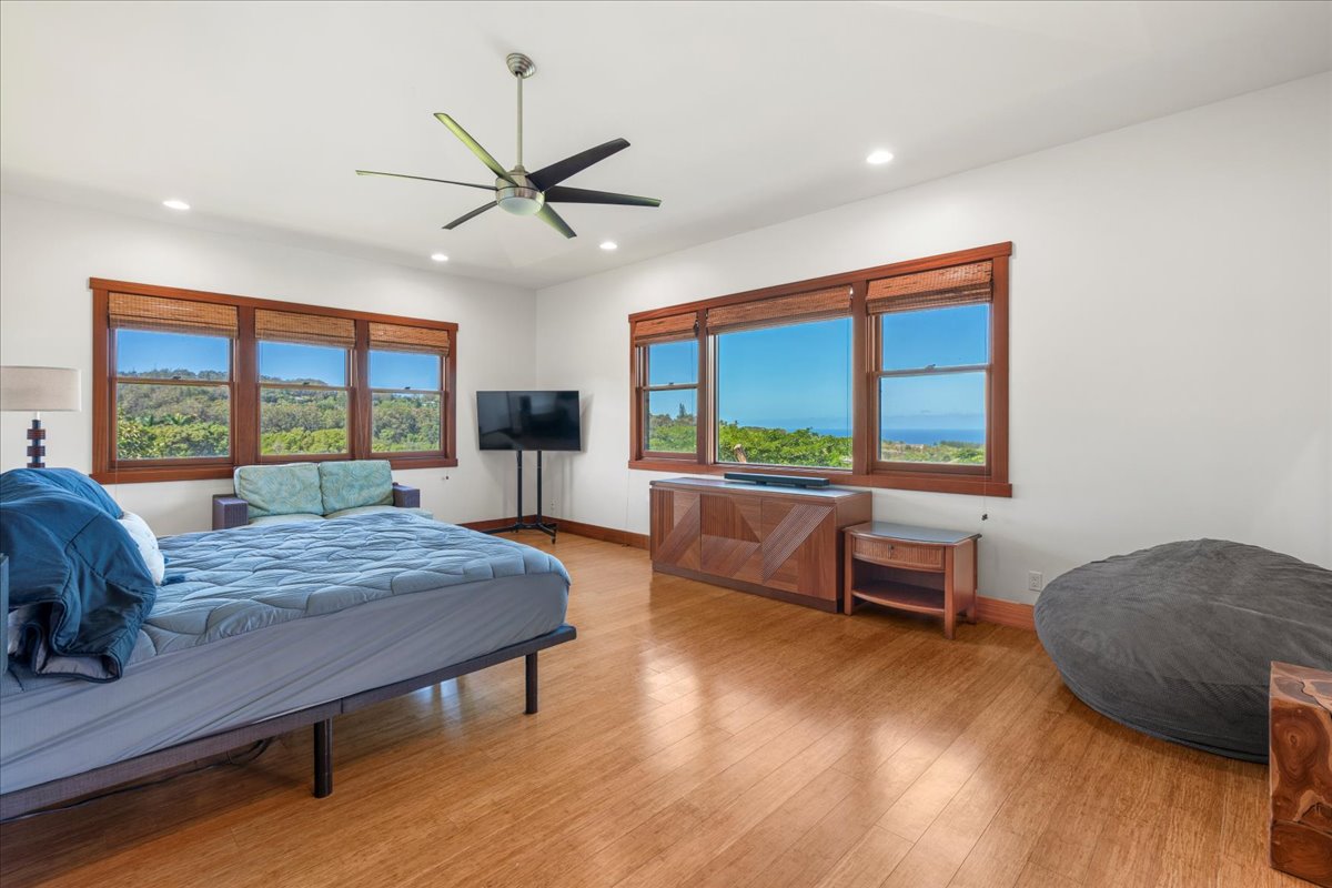 Haiku, Hawaii, 96708, United States, 4 Bedrooms Bedrooms, ,3 BathroomsBathrooms,Residential,For Sale,2002523