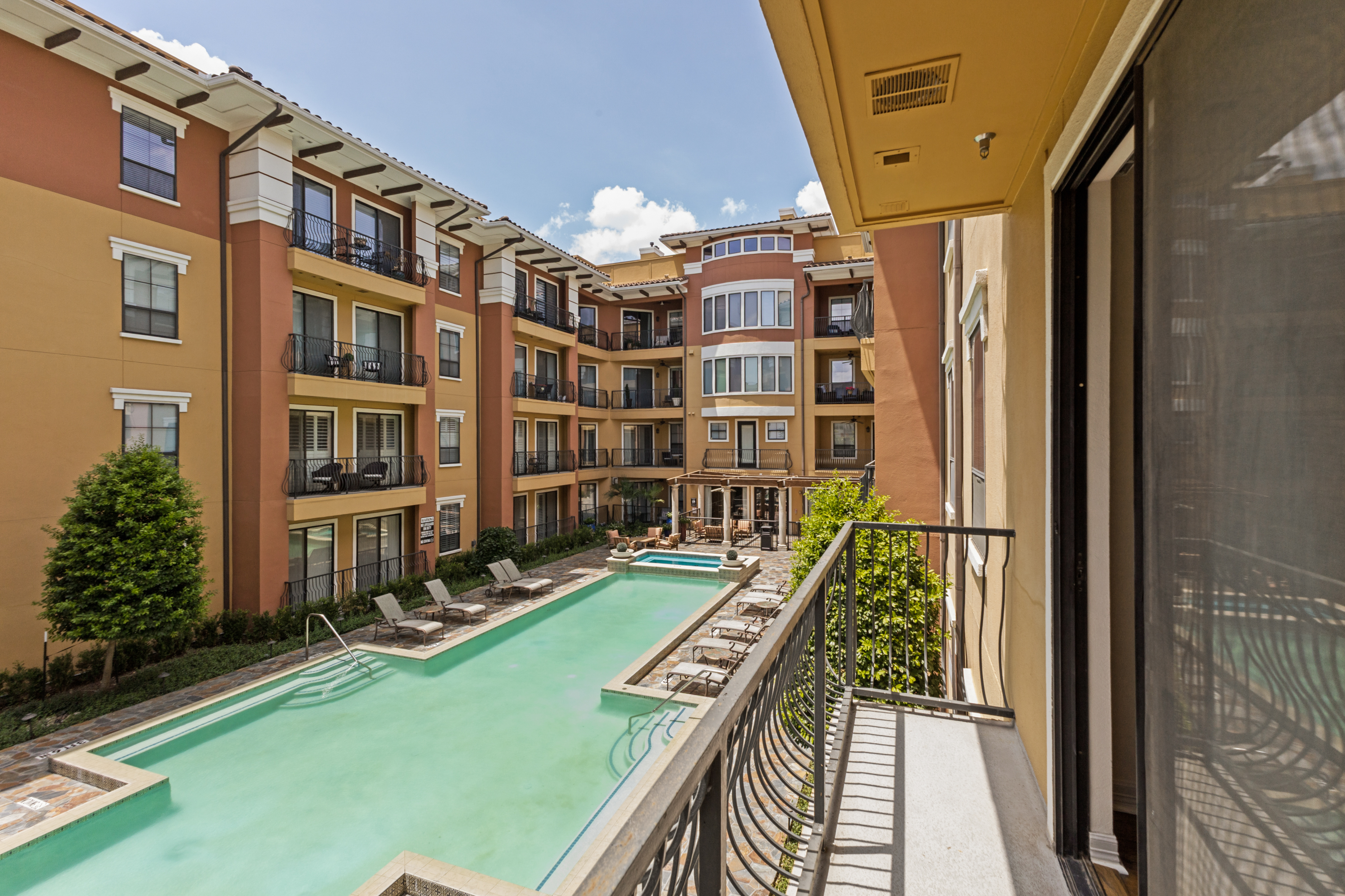  Charming Sorrento Condominium Overlooking the Resort-Style Pool - 物件實景