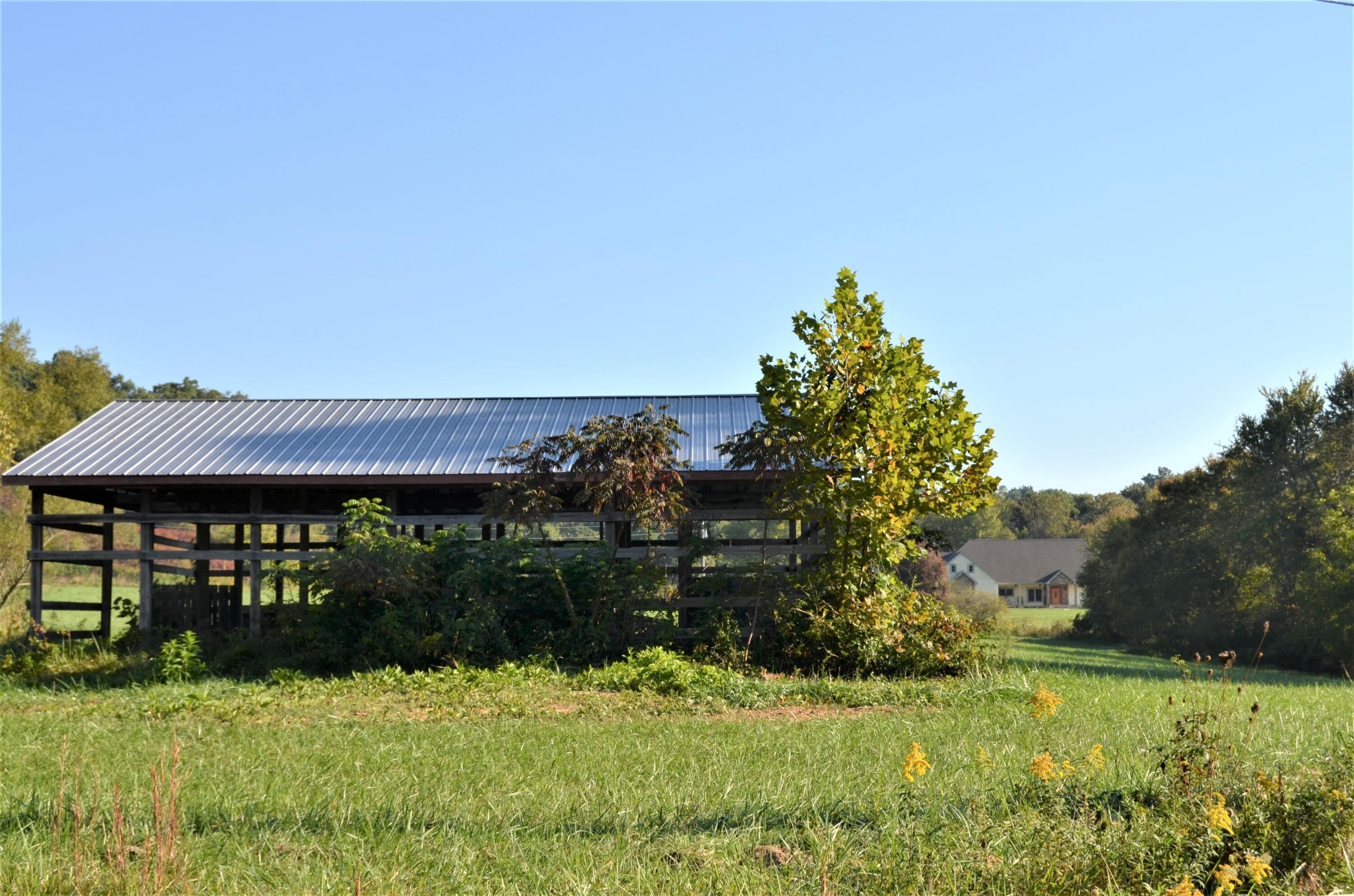 Crossville, Tennessee, 38571, United States, 4 Bedrooms Bedrooms, ,4 BathroomsBathrooms,Residential,For Sale,1916408