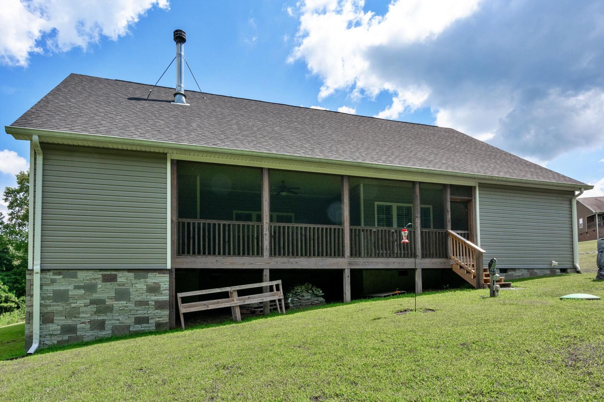 Dunlap, Tennessee, 37327, United States, 3 Bedrooms Bedrooms, ,4 BathroomsBathrooms,Residential,For Sale,1942709