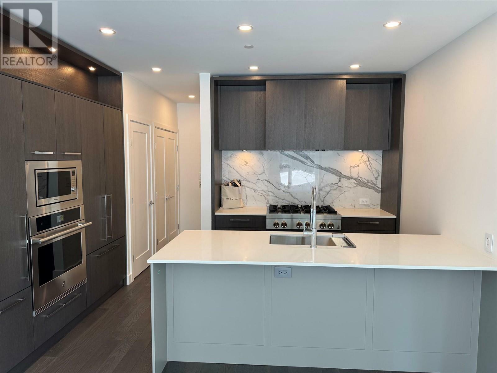KELOWNA, British Columbia, V1W 3S9, CA, 2 Bedrooms Bedrooms, ,2 BathroomsBathrooms,Residential,For Sale,1882602