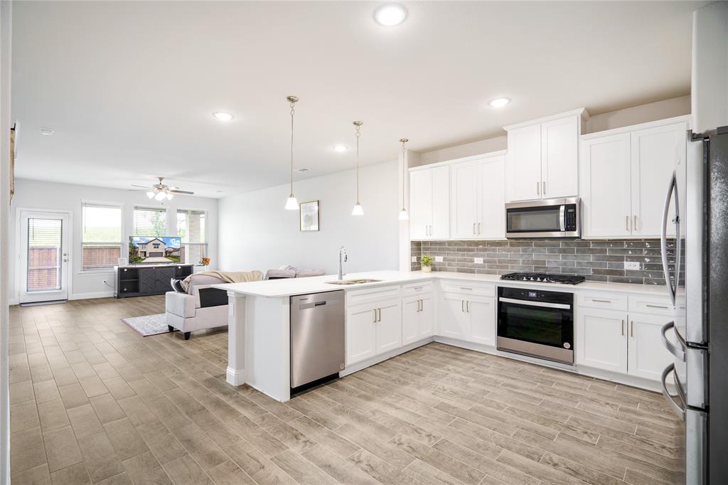 Wylie, Texas, 75098, United States, 4 Bedrooms Bedrooms, ,4 BathroomsBathrooms,Residential,For Sale,1885446