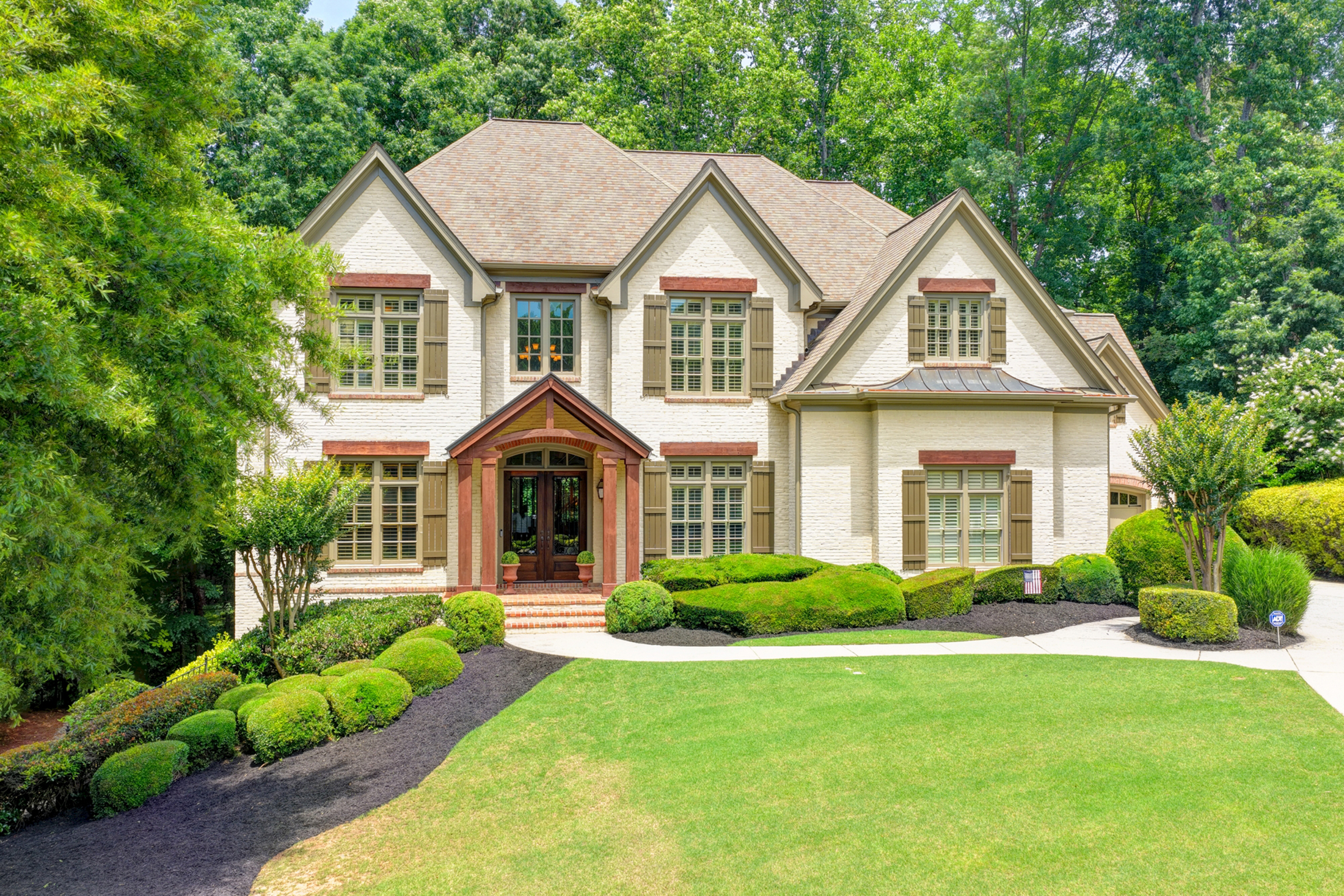  Nestled On A Quiet Cul-De-Sac In South Forsyth’s Most Sought-After Communities - 物件實景