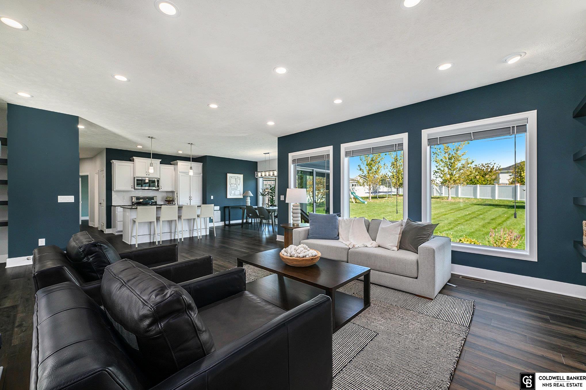 Bennington, Nebraska, 68007, United States, 6 Bedrooms Bedrooms, ,4 BathroomsBathrooms,Residential,For Sale,1969201