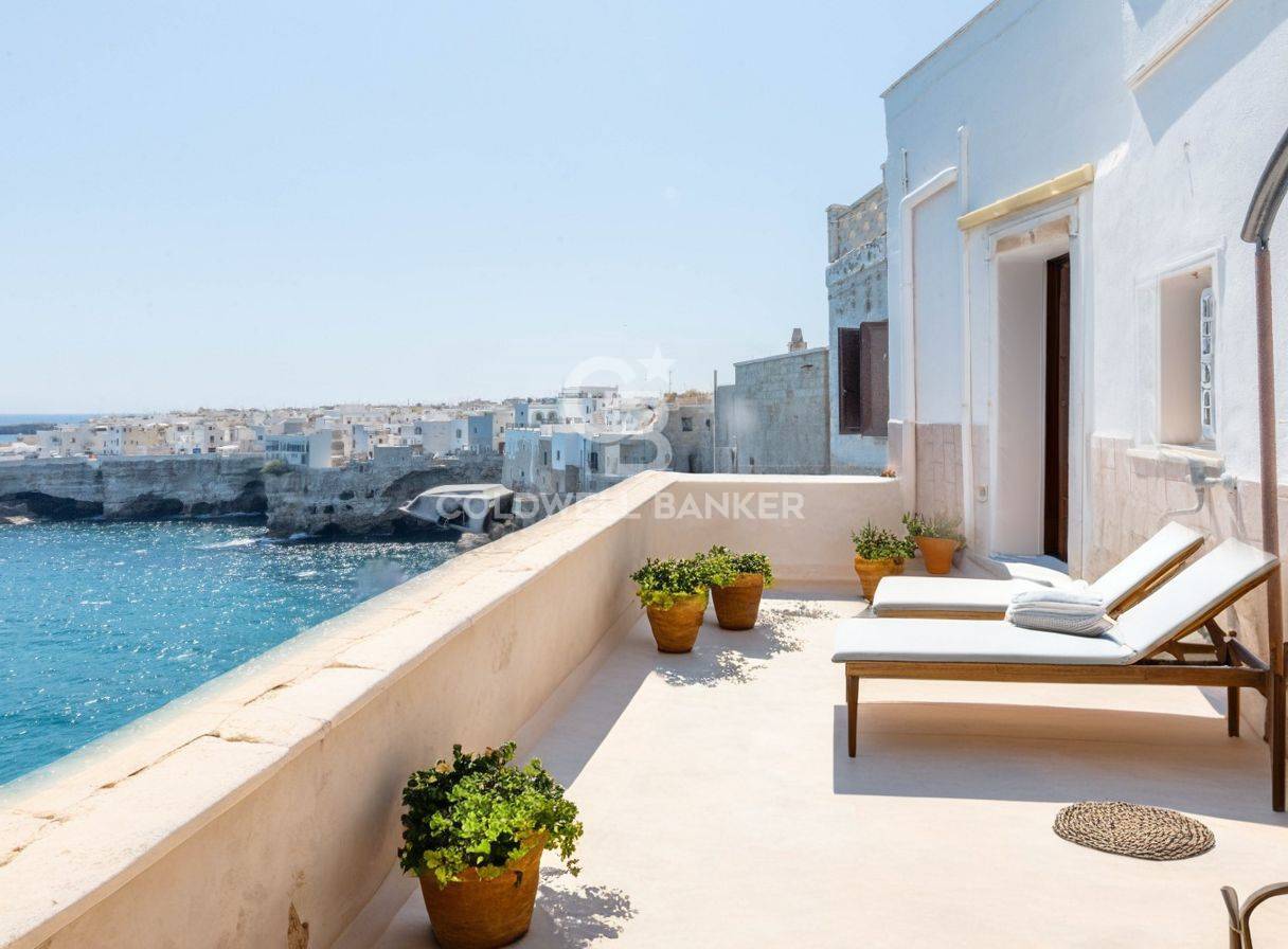 Via Porto, Polignano a Mare, Bari, 70044, IT, 4 Bedrooms Bedrooms, ,2 BathroomsBathrooms,Residential,For Sale,Via Porto,1590020