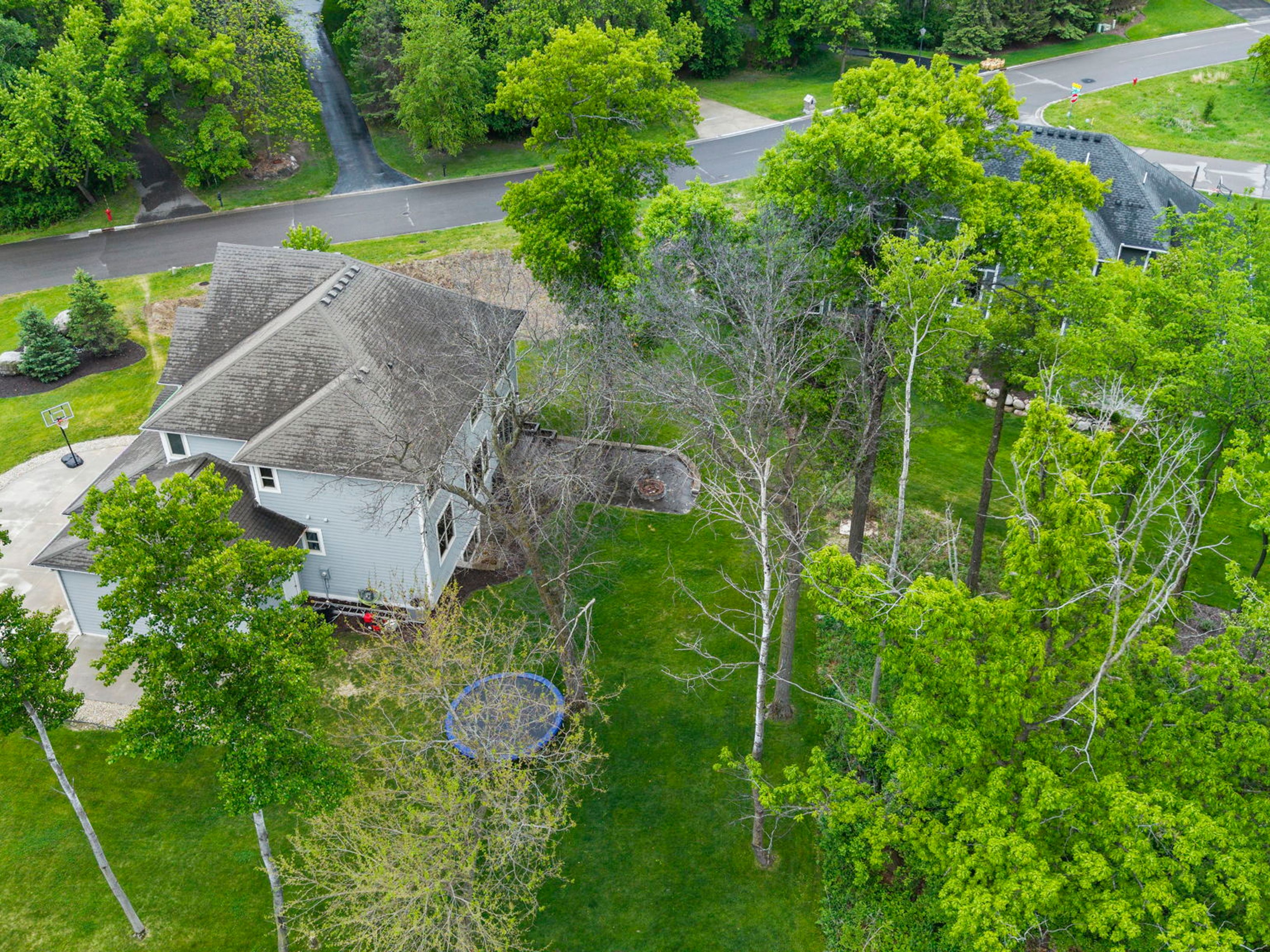  Elegant Custom Living in Coveted Lakeville Setting - 物件實景